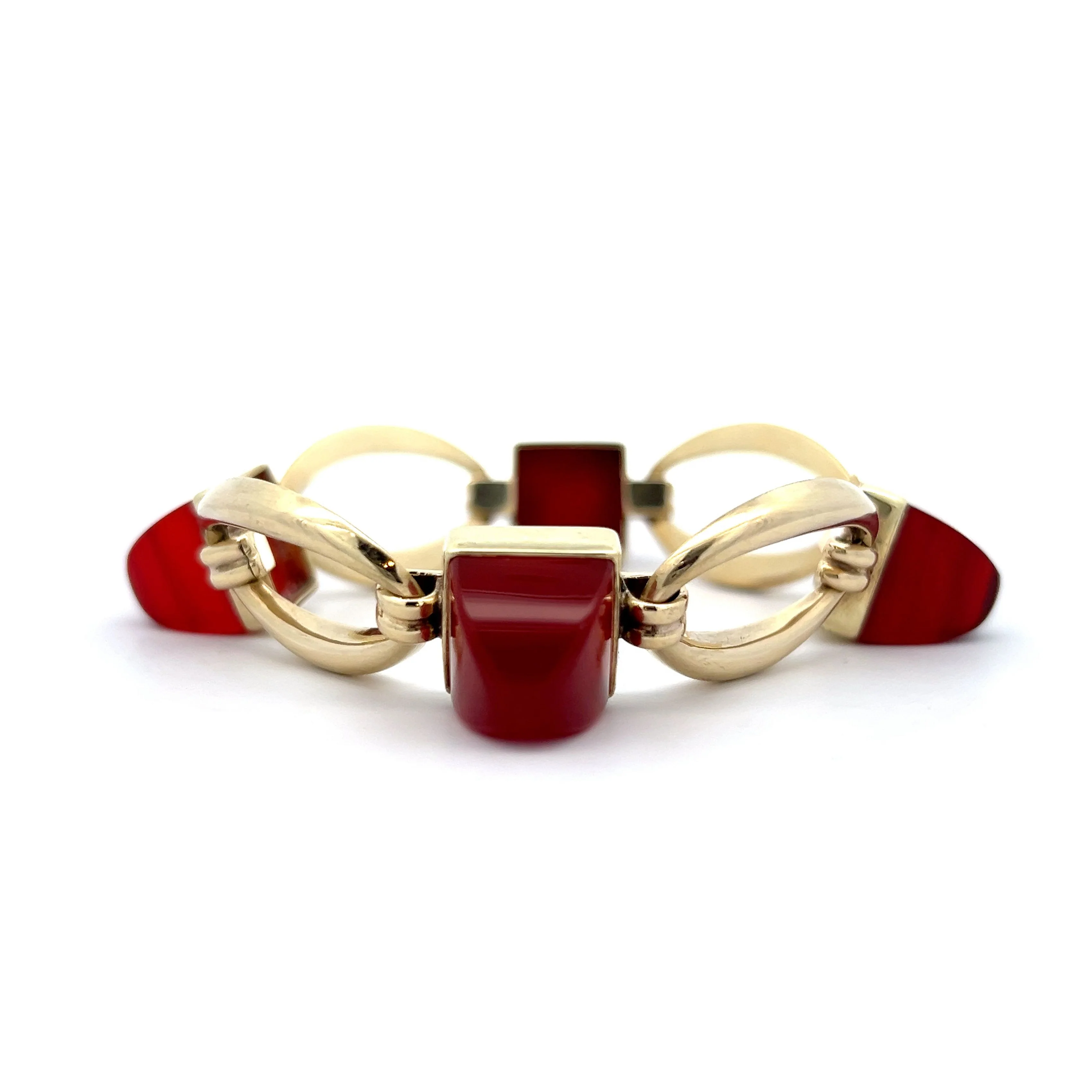 60.00 Vintage Cabochon Carnelian Bracelet in 14k