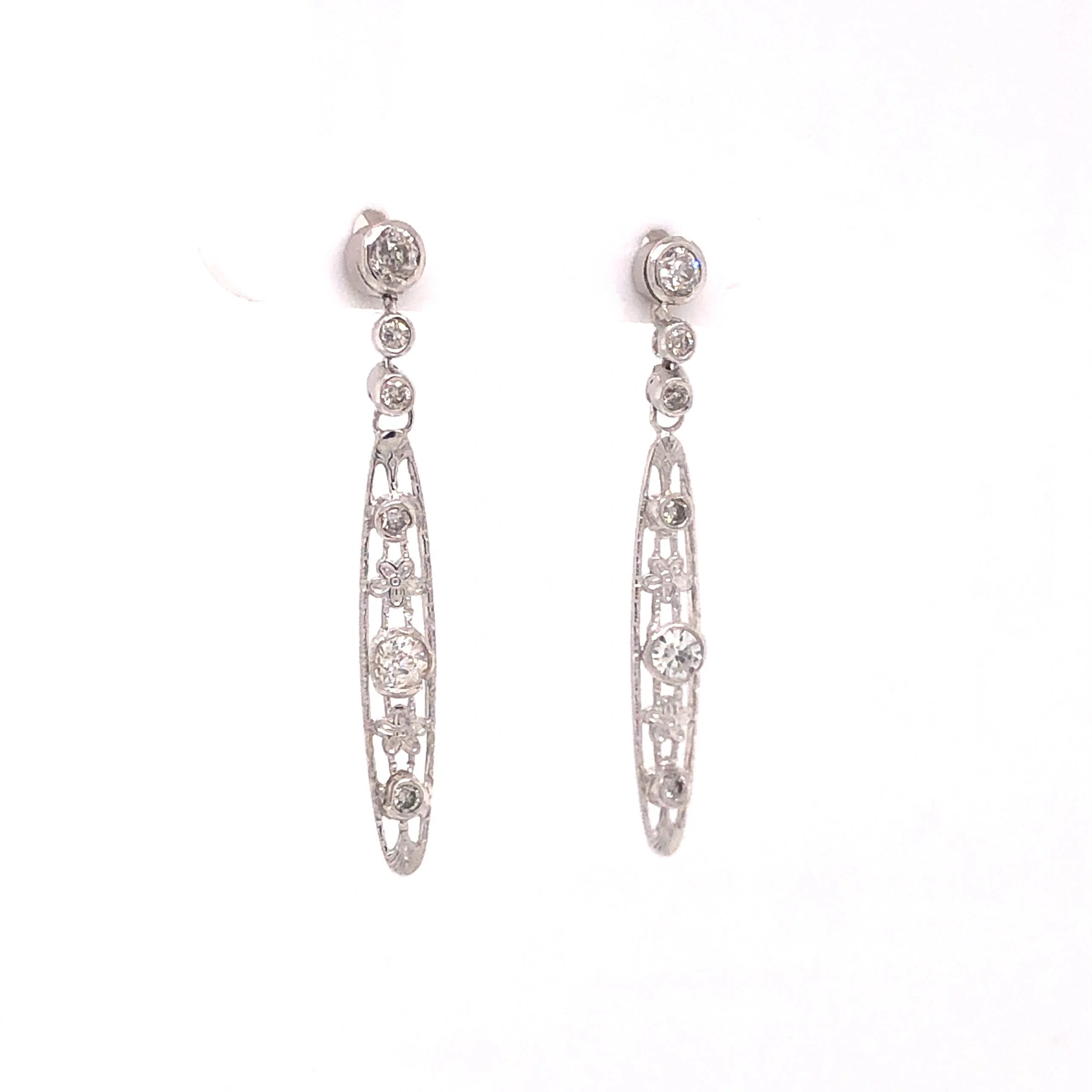 .60 Art Deco Filigree Diamond Drop Earrings in Platinum - Image 3