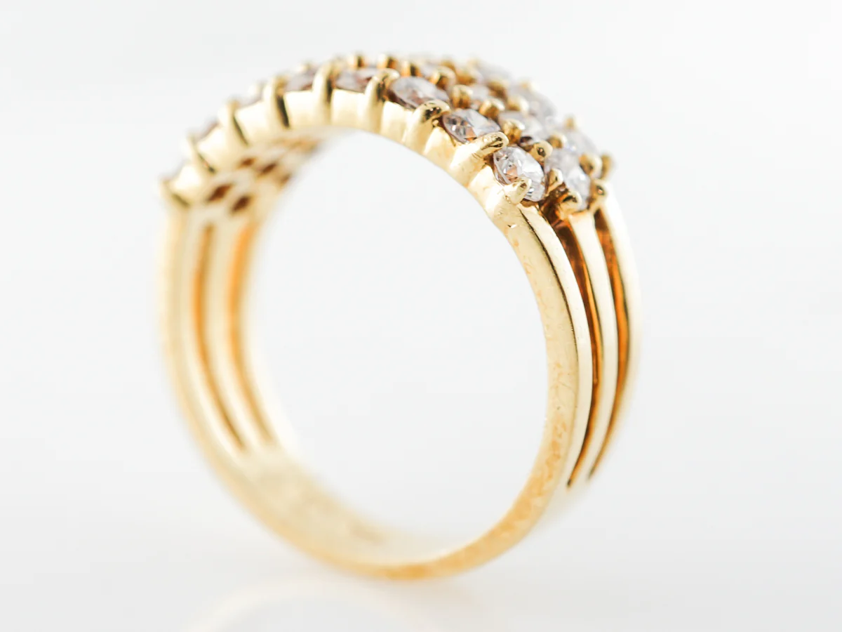 .60 Carat Round Brilliant Diamond Ring in 18k Yellow Gold - Image 4