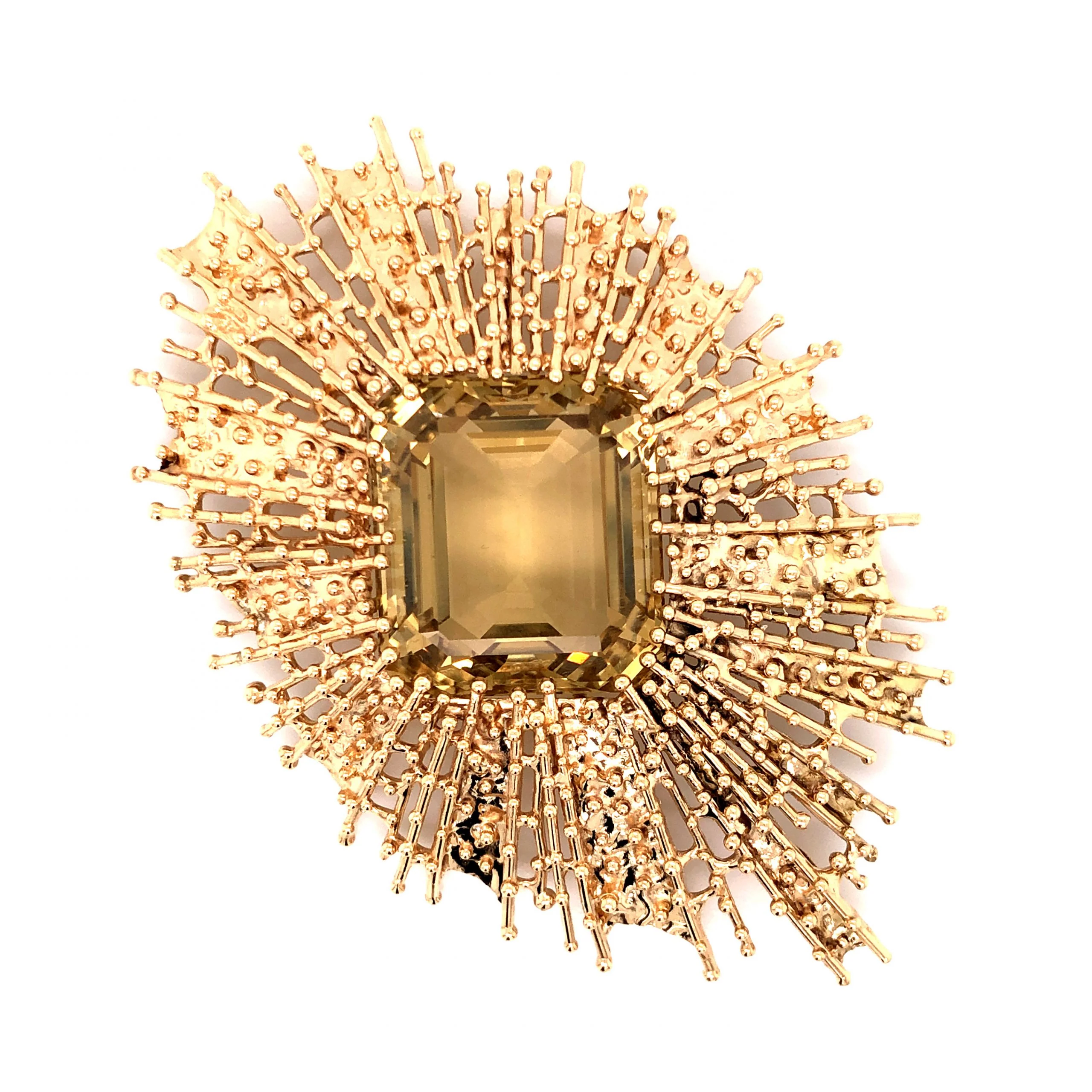 62 Carat Smoky Quartz Pendant in 14k Yellow Gold - Image 2