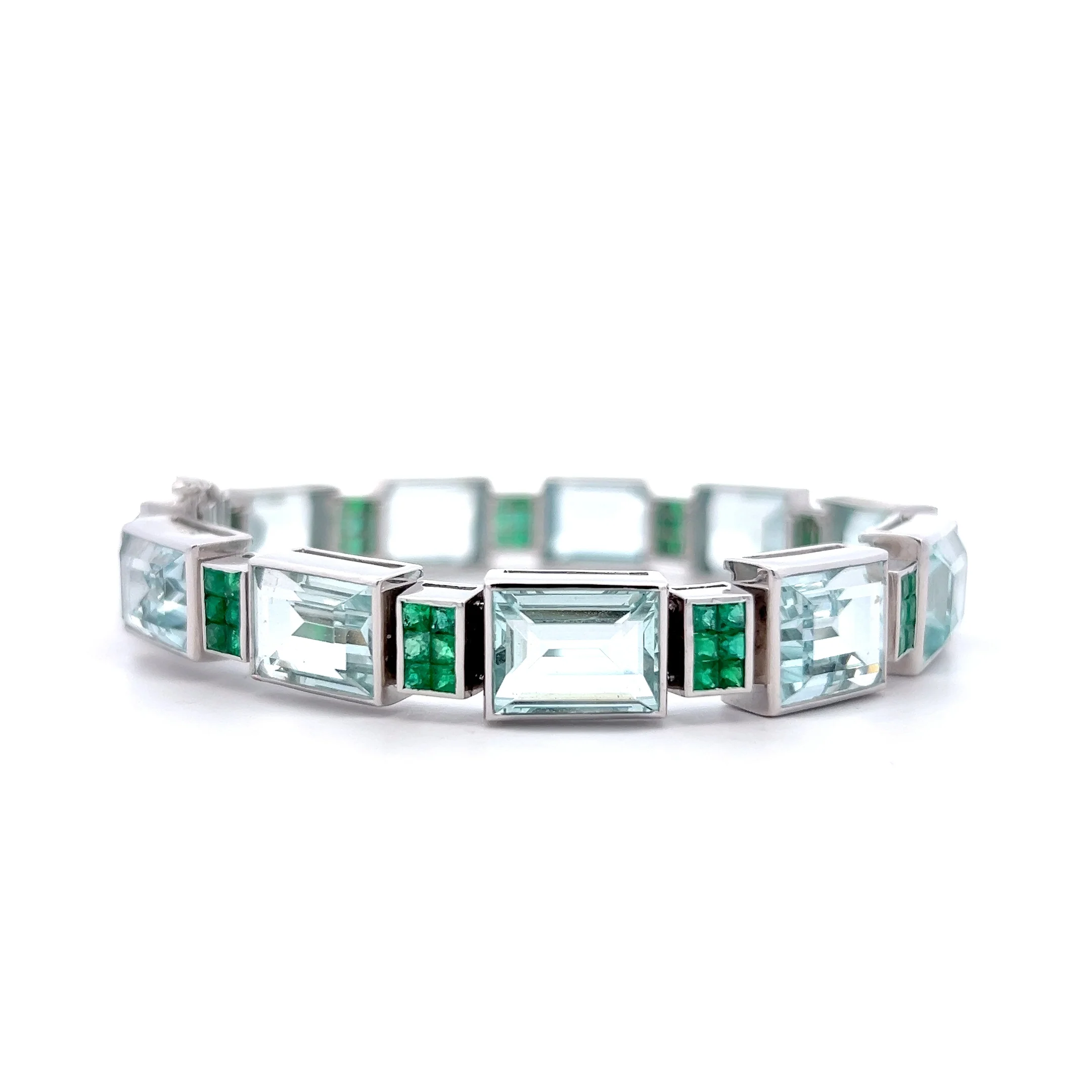 63.14 Aquamarine & Emerald Bracelet Platinum - Image 3