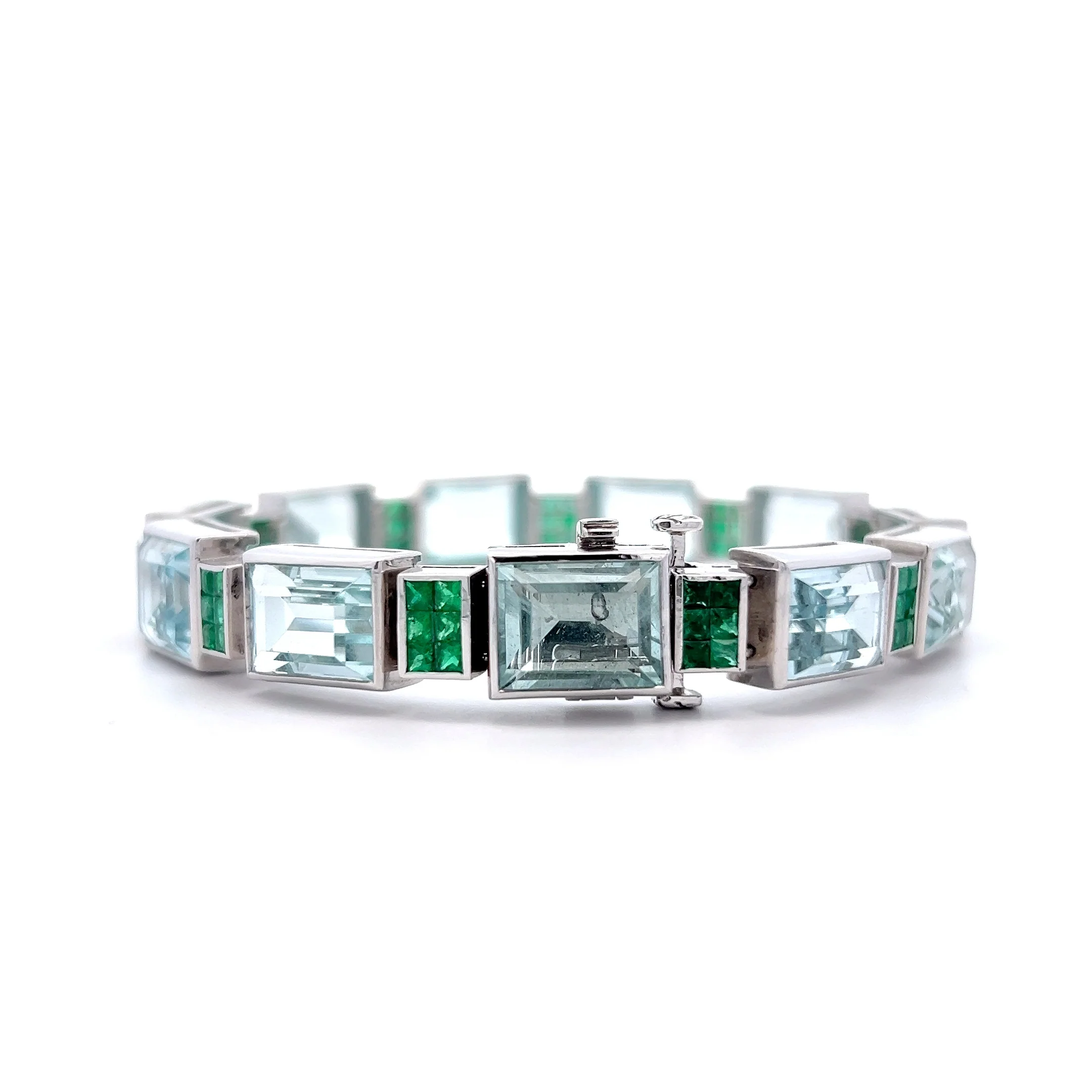 63.14 Aquamarine & Emerald Bracelet Platinum - Image 4