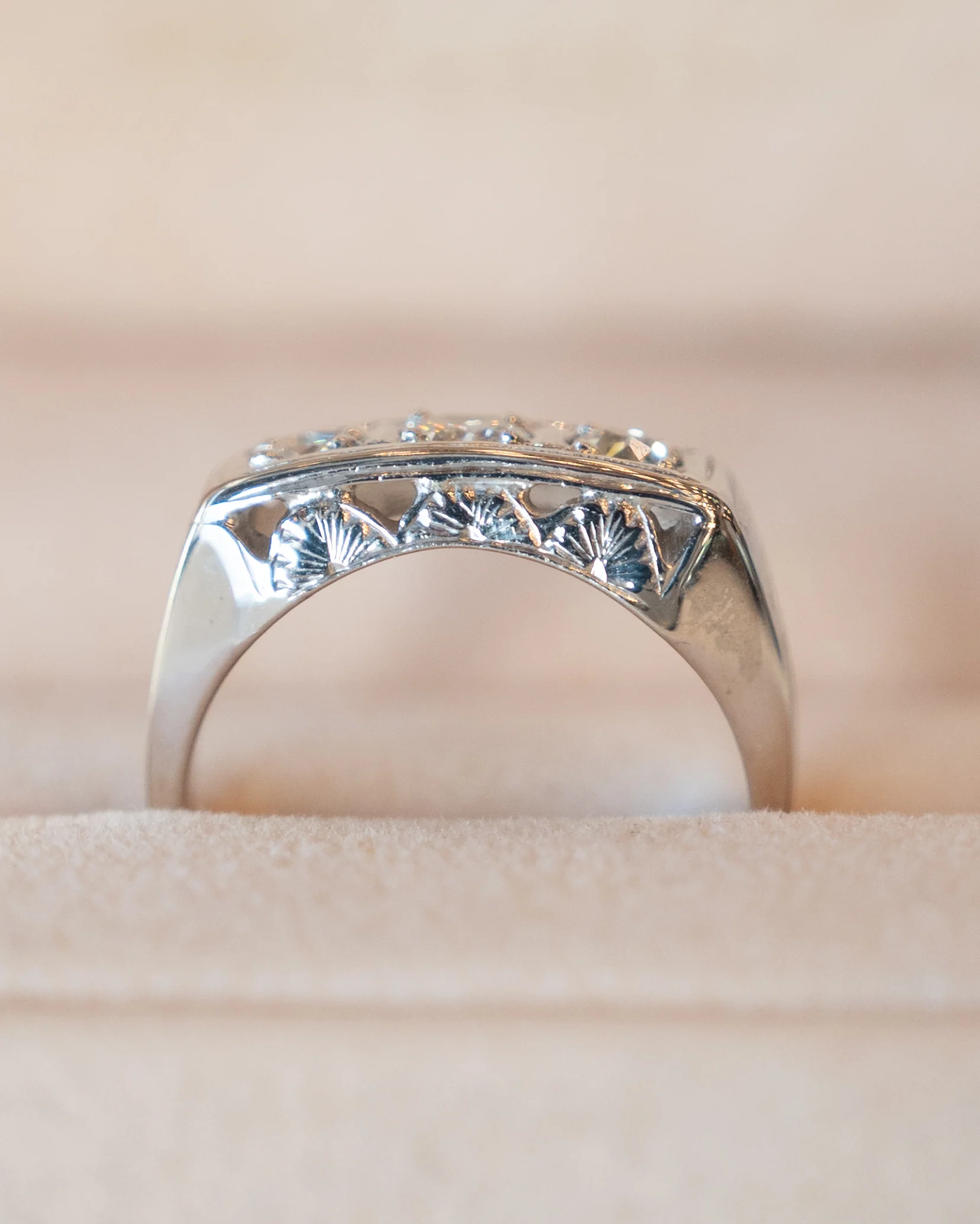 .63 Vintage Deco Three Stone Engagement Ring 18k - Image 7