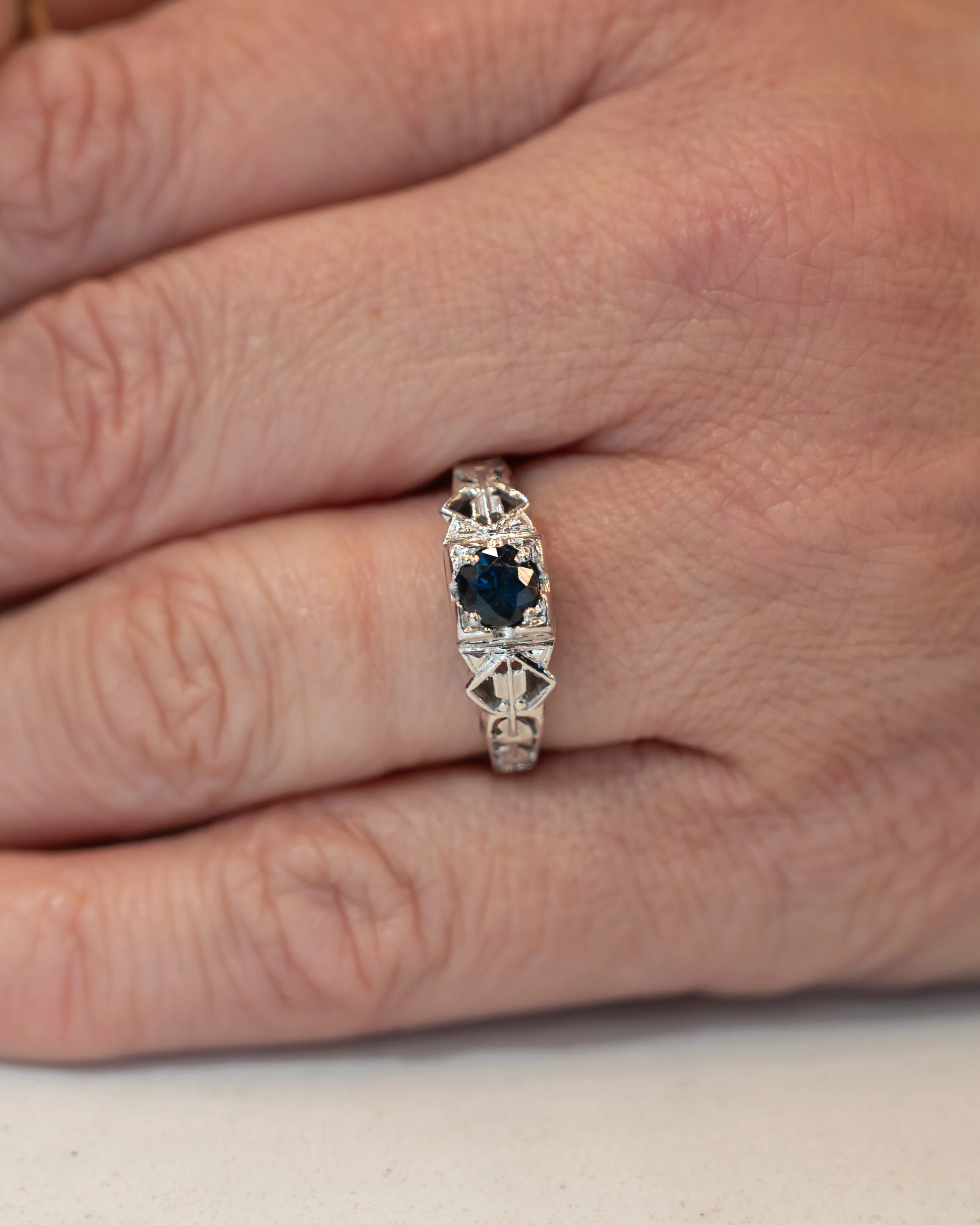 .65 Antique Deco Sapphire Engagement Ring 18k - Image 7