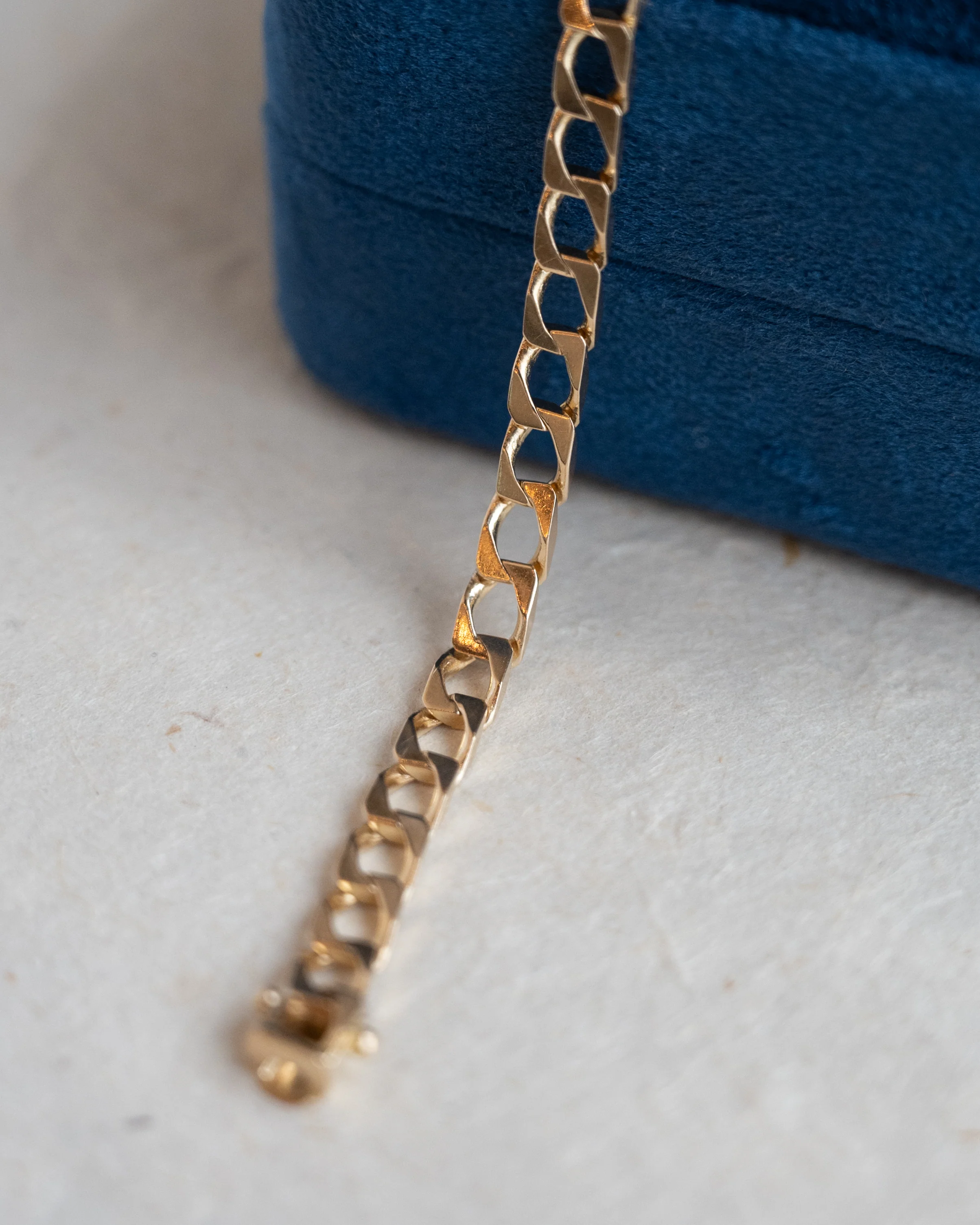 7.5" Flat Curb Link Chain Bracelet 14k Yellow Gold - Image 5