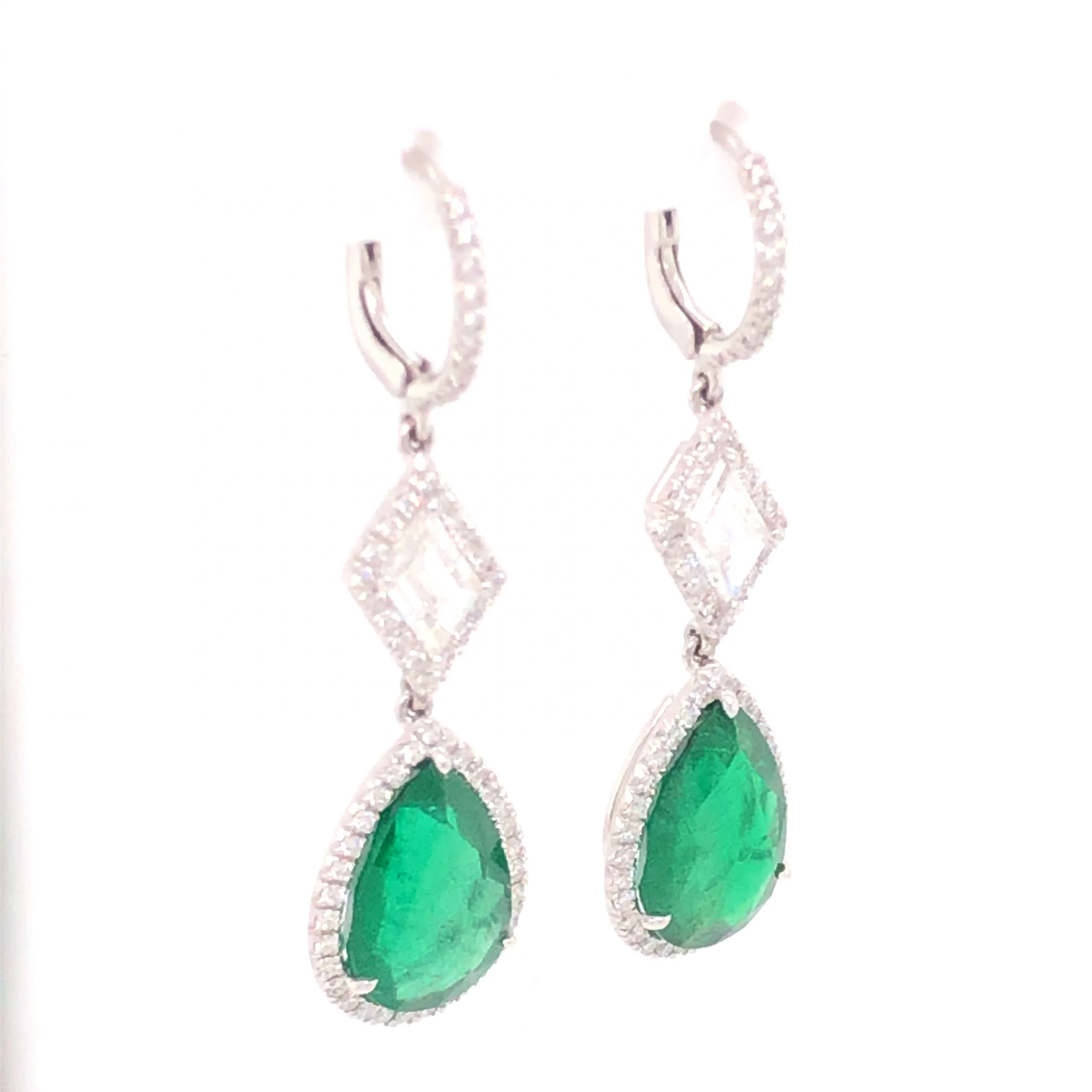 7.65 Pear Cut Emerald & Diamond Drop Earrings in Platinum - Image 3