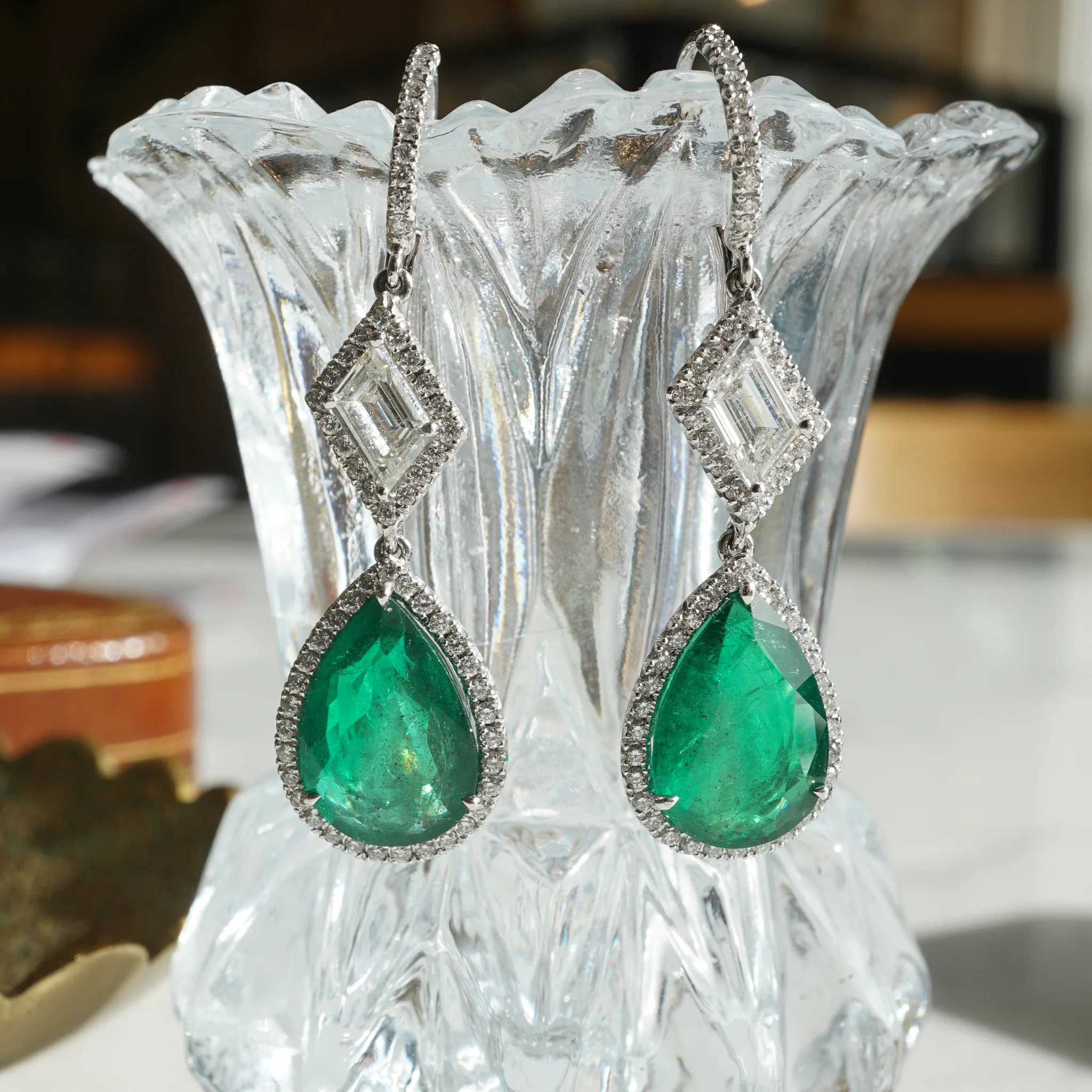 7.65 Pear Cut Emerald & Diamond Drop Earrings in Platinum - Image 4