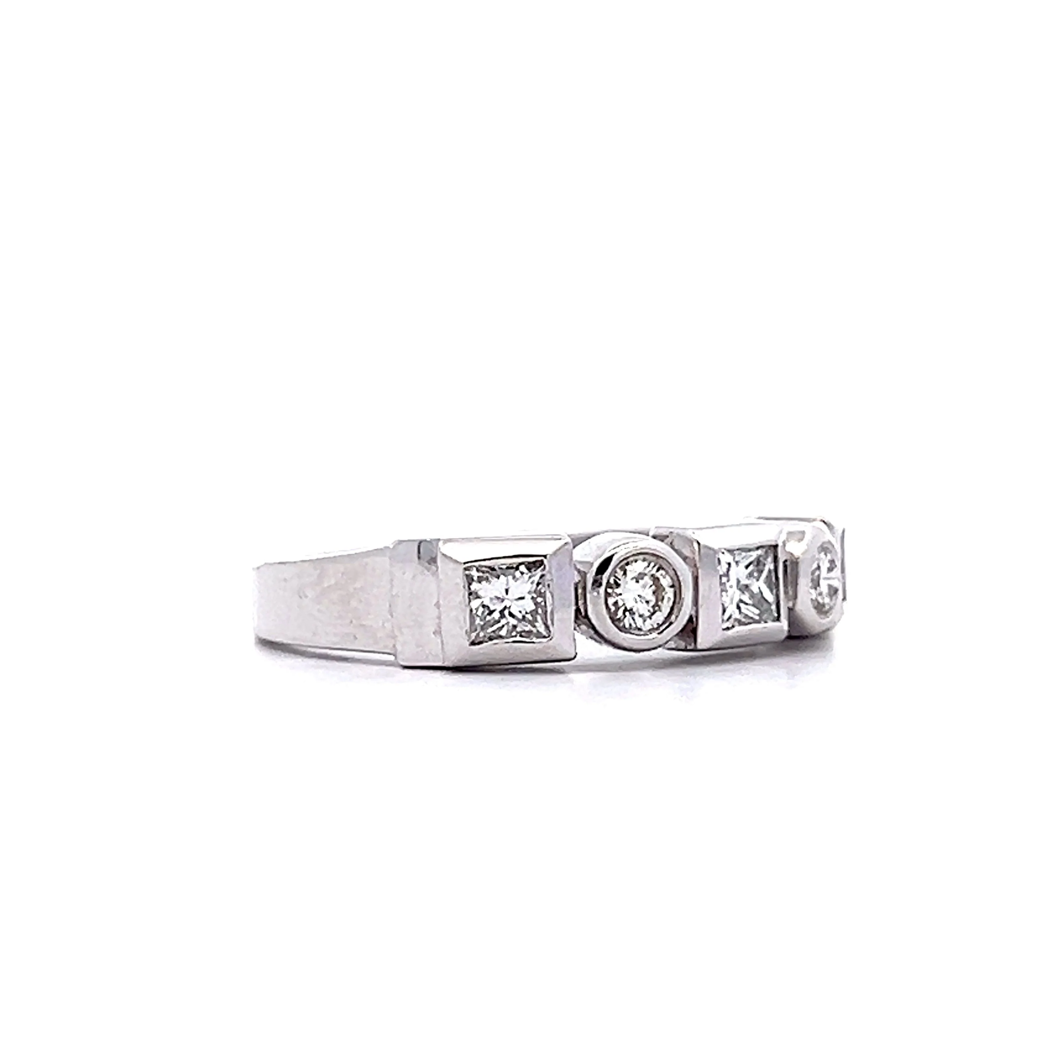 .70 Princess & Round Diamond Band in 18k White Gold - Image 3