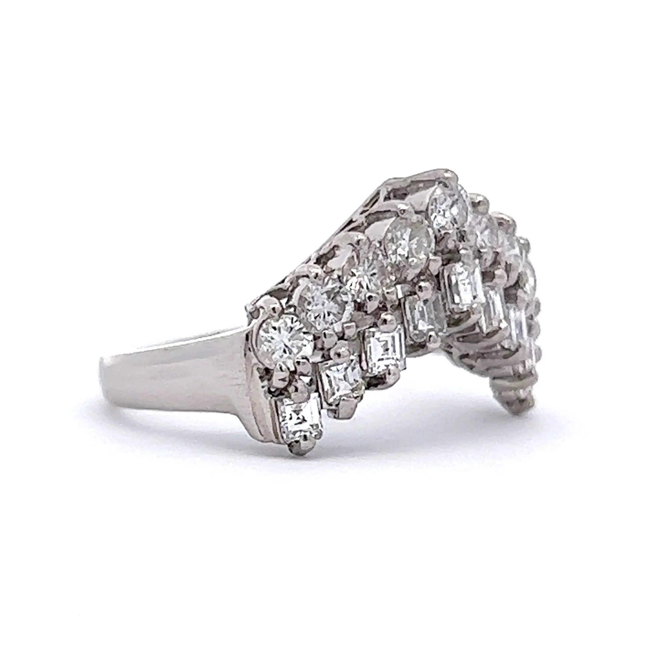 .72 Round Brilliant Diamond Wedding Band in Platinum - Image 3