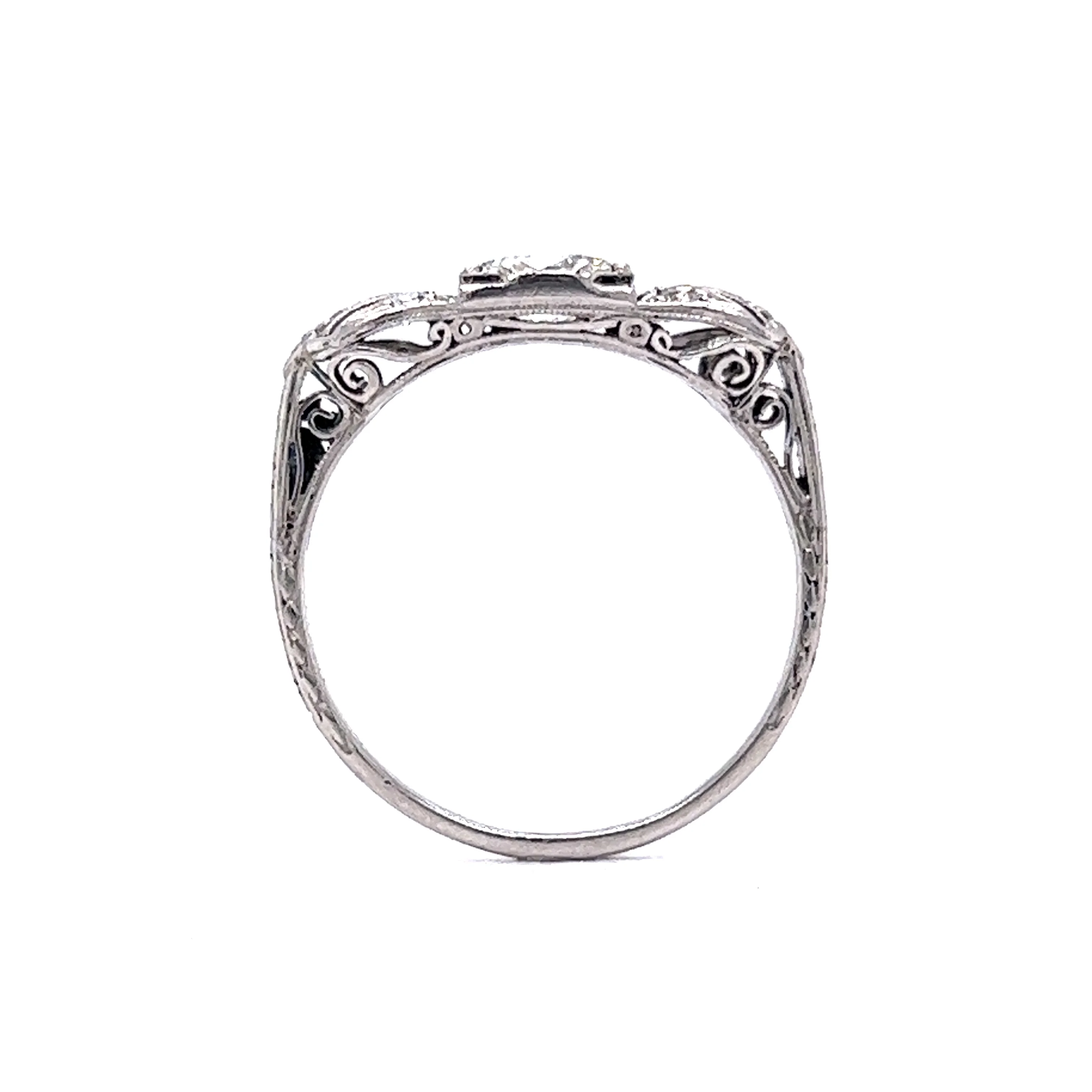 Vintage Art Deco Tiffany & Co Engagement Ring in Platinum - Image 4
