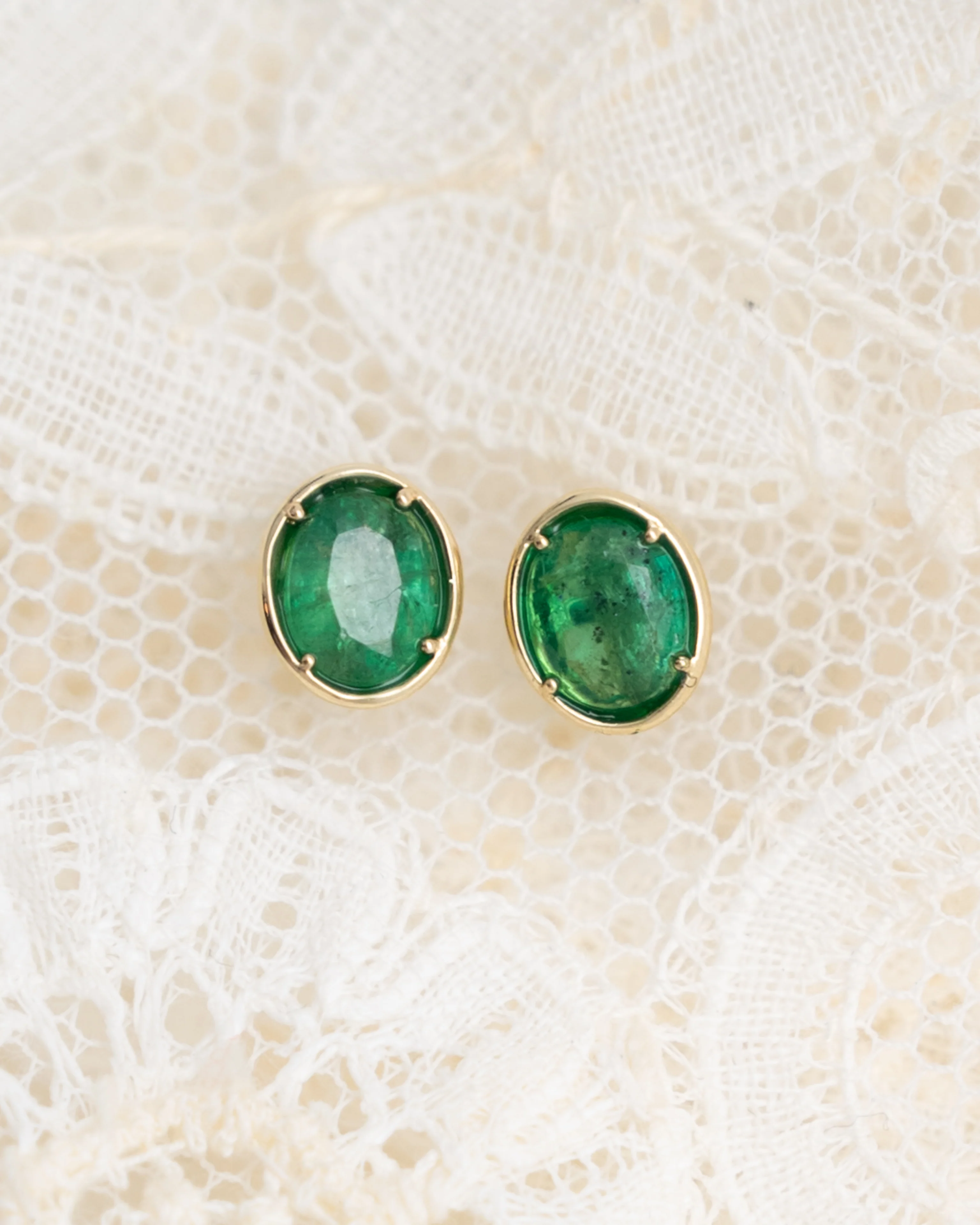 .75 Oval Cut Emerald Stud Earrings in 14k Yellow Gold - Image 4