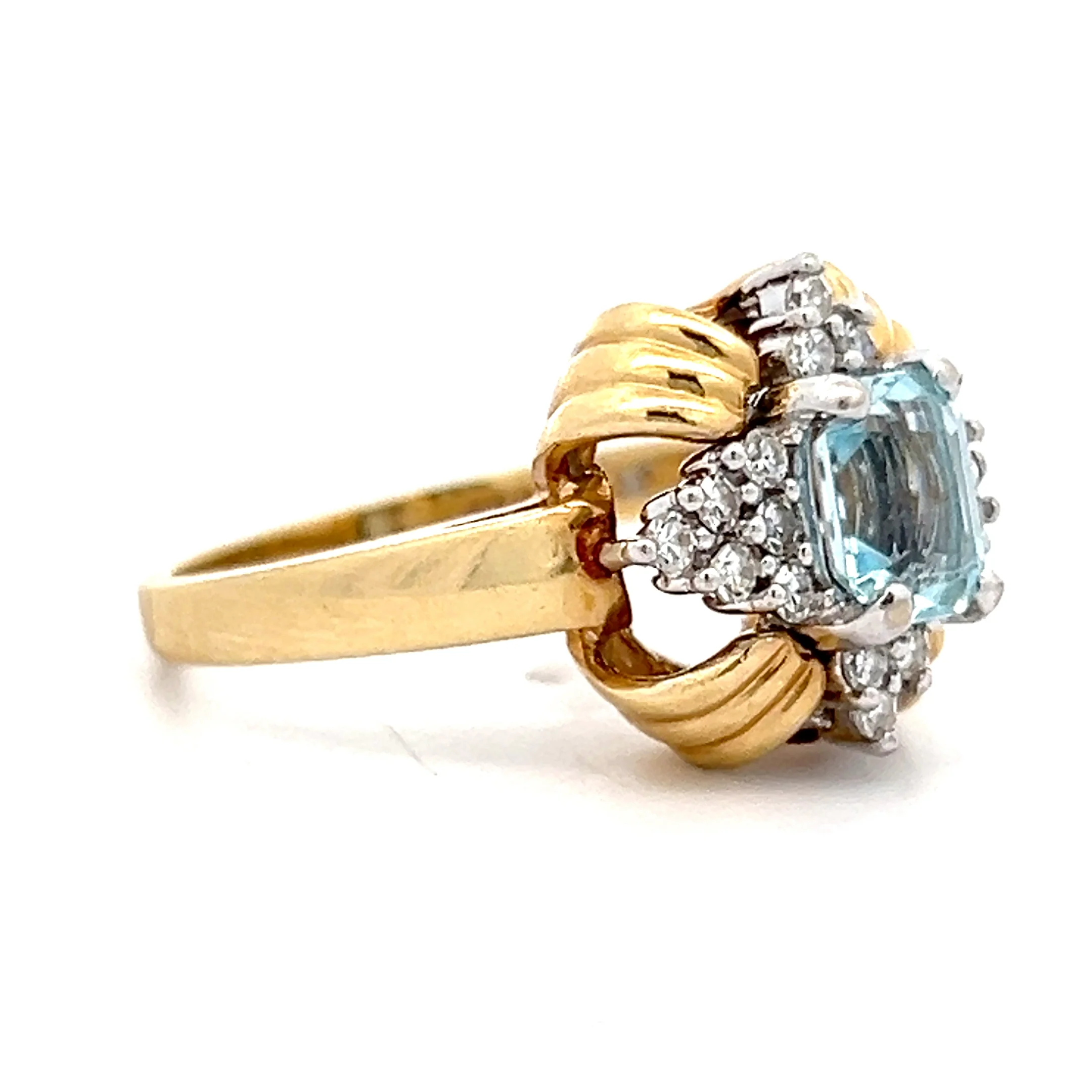.75 Vintage 1950s Aquamarine & Diamond Ring in 14k - Image 3