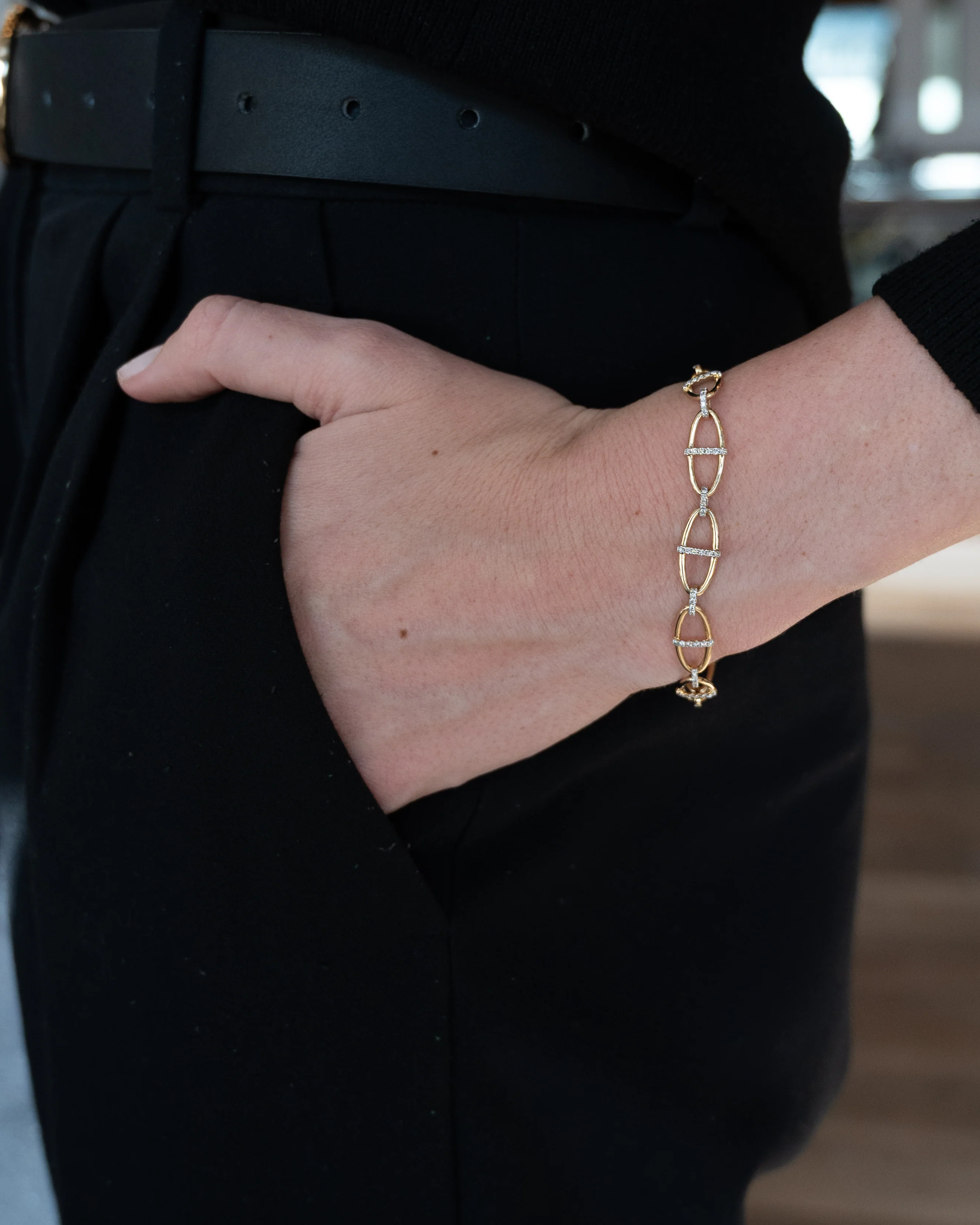 .76 Diamond Oval Link Chain Bracelet 14k Yellow Gold - Image 6