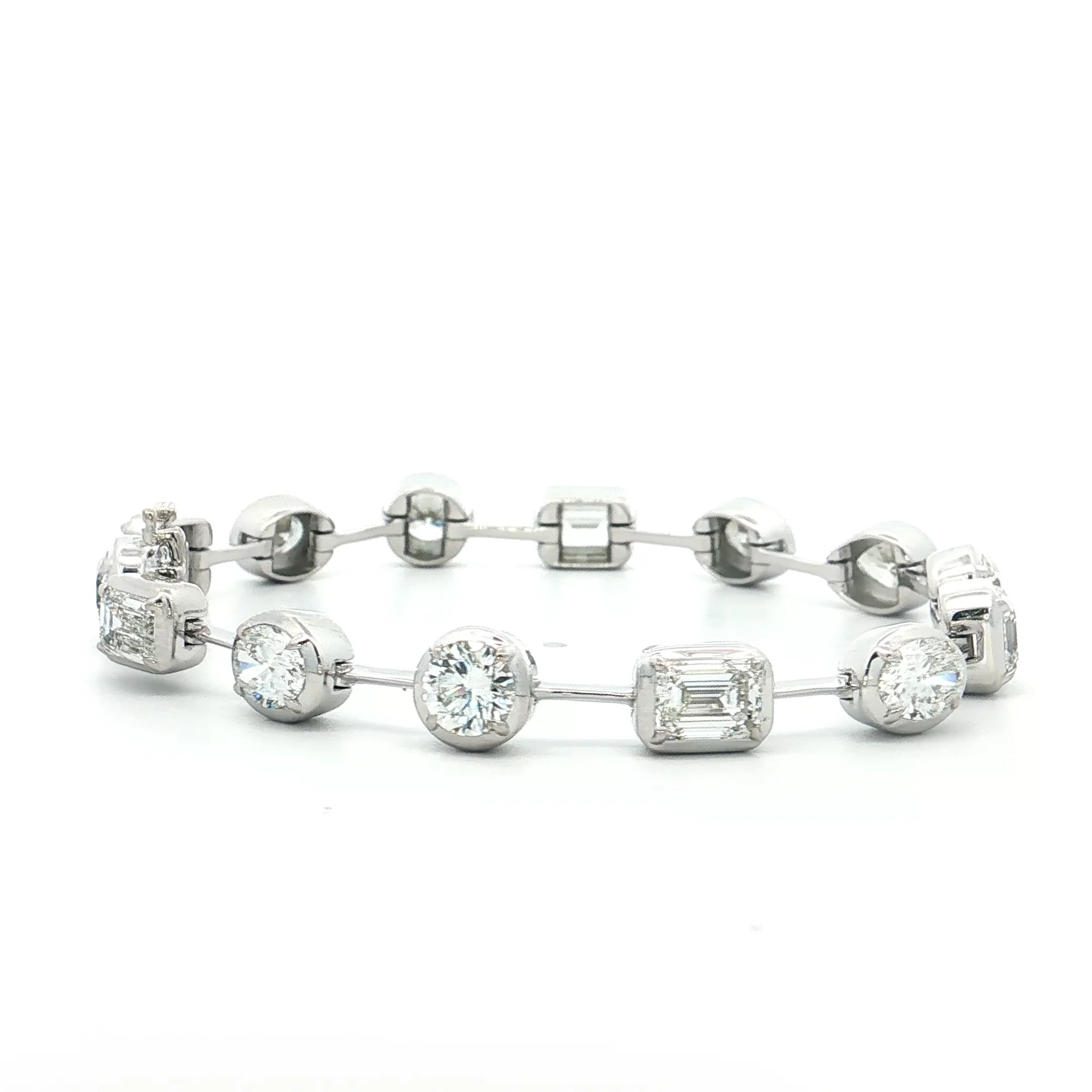 8.04 Mixed Diamond Cut Bracelet 18k White Gold - Image 4