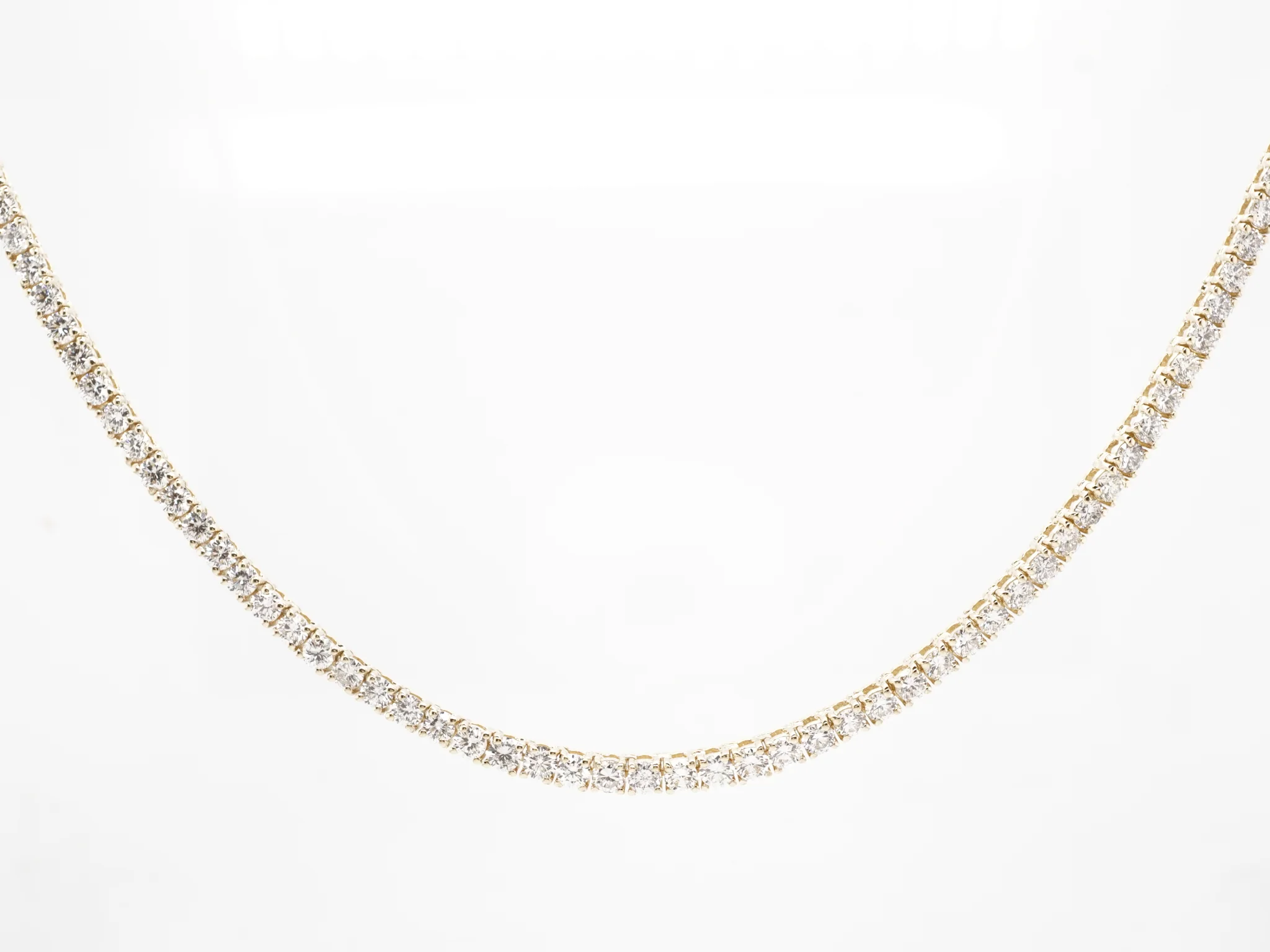 8.18 Carat Diamond Tennis Necklace in 14K Yellow Gold - Image 3
