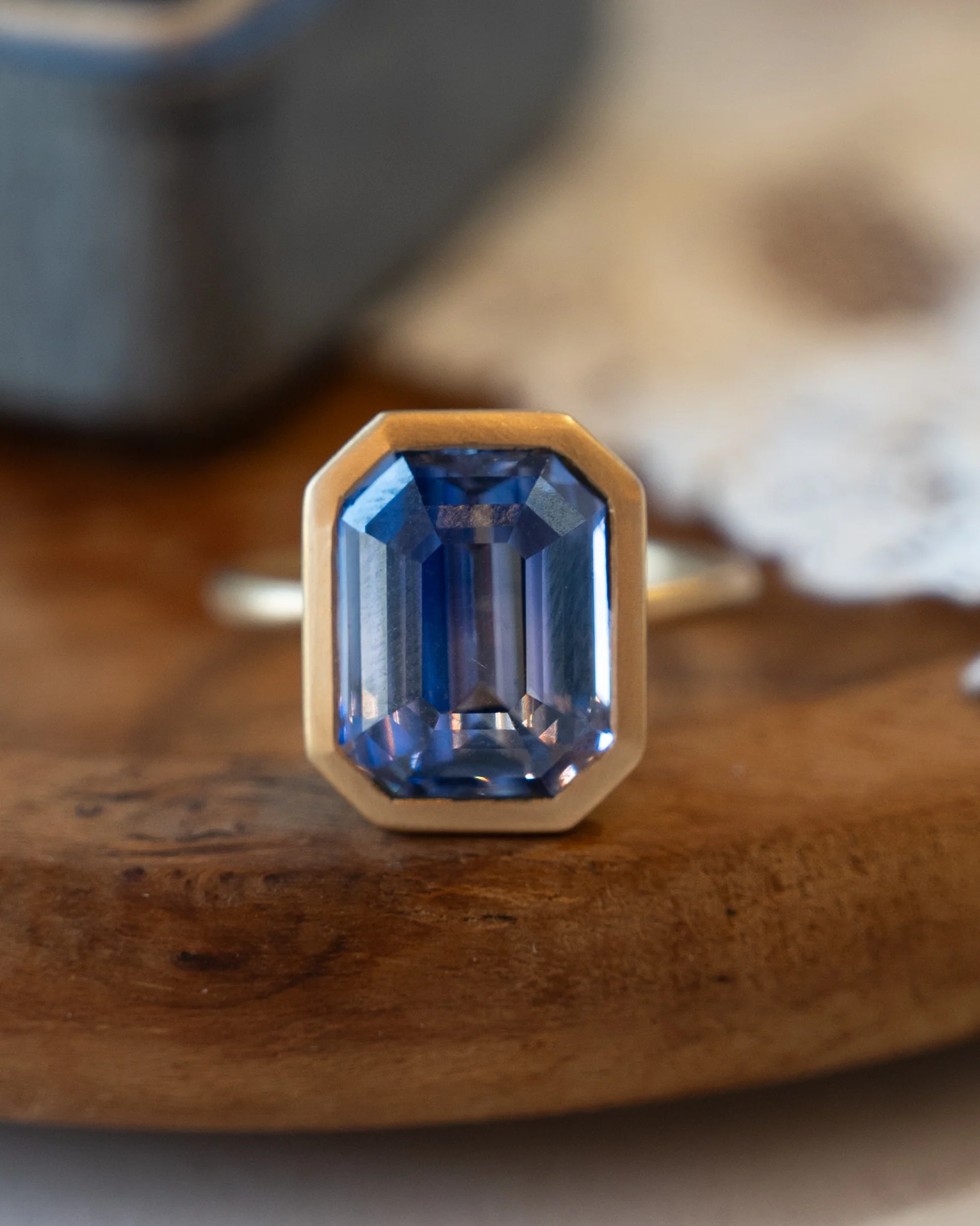 8.20 Emerald Cut Blue Sapphire Engagement Ring 18k - Image 6
