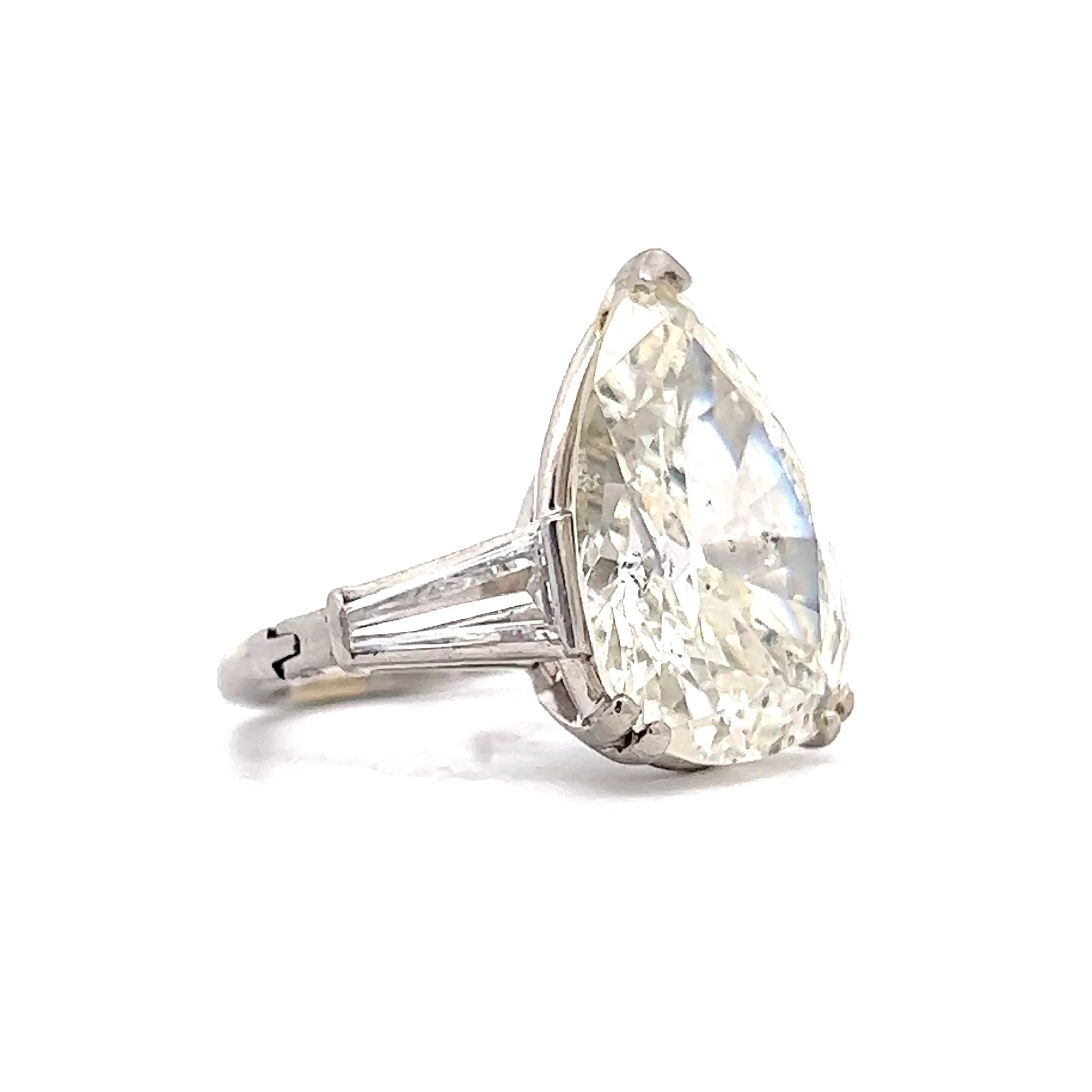 8.67 Pear Cut Diamond Engagement Ring in Platinum - Image 3