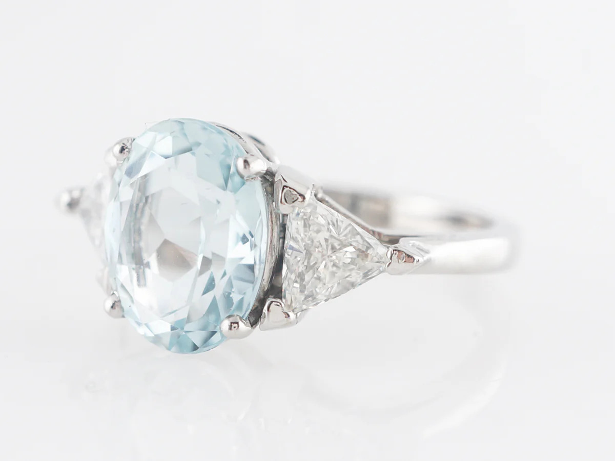 .84 Oval Cut Aquamarine Ring w/ Diamonds in Platinum - Image 2