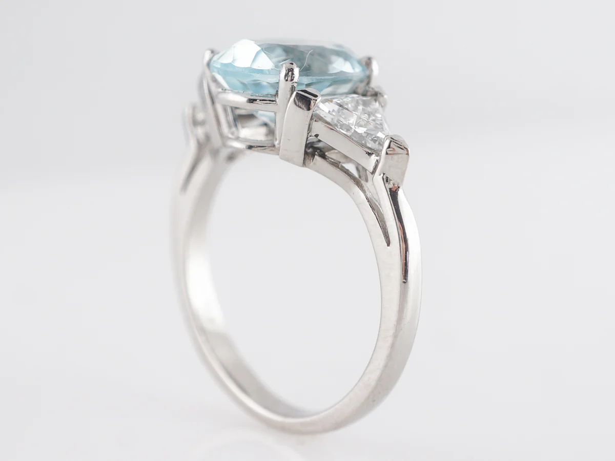 .84 Oval Cut Aquamarine Ring w/ Diamonds in Platinum - Image 5