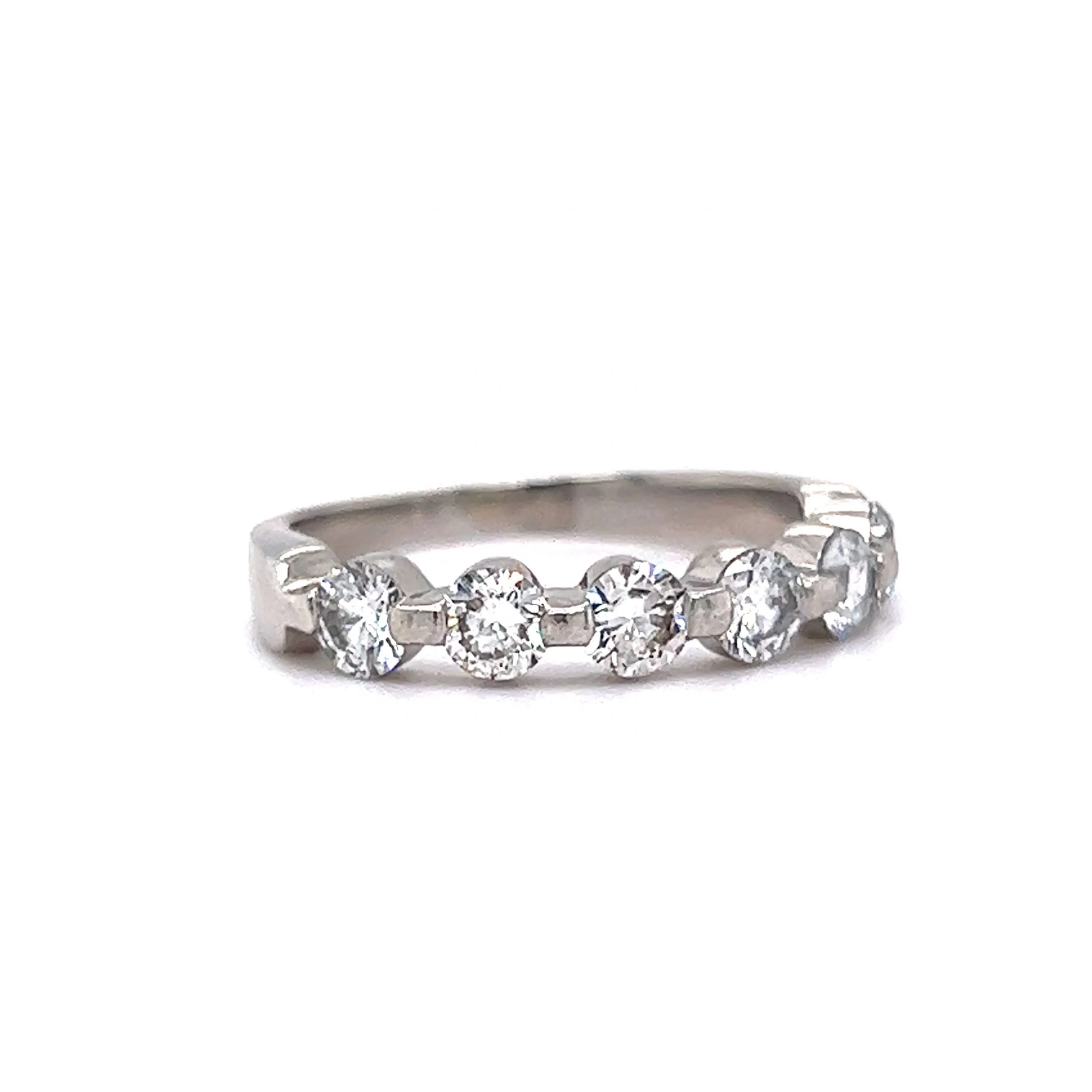 .84 Round Brilliant Diamond Wedding Band in Platinum - Image 3