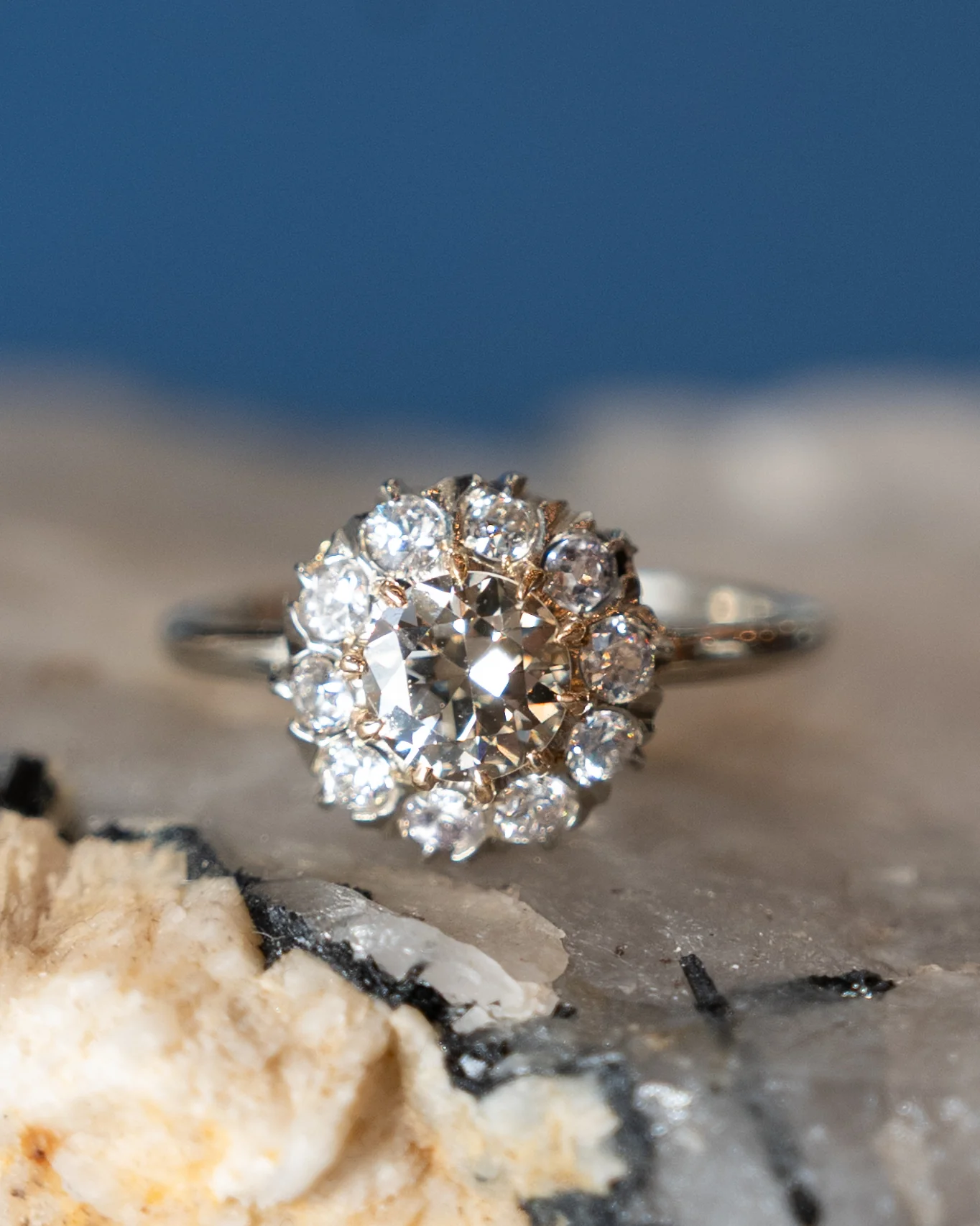 .84 Vintage Retro Diamond Cluster Engagement Ring 14k - Image 6