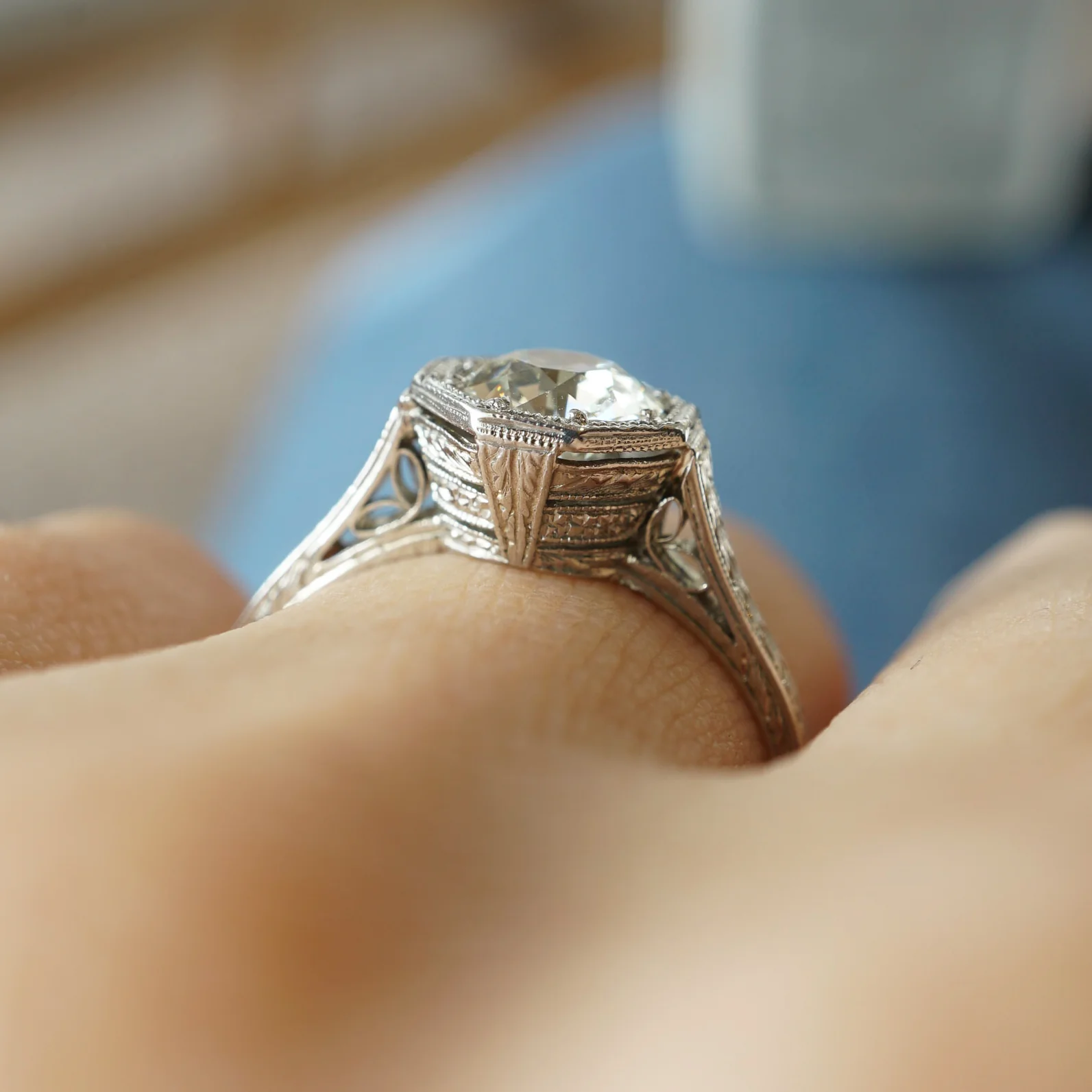 .85 Art Deco Diamond Engagement Ring in Platinum - Image 7