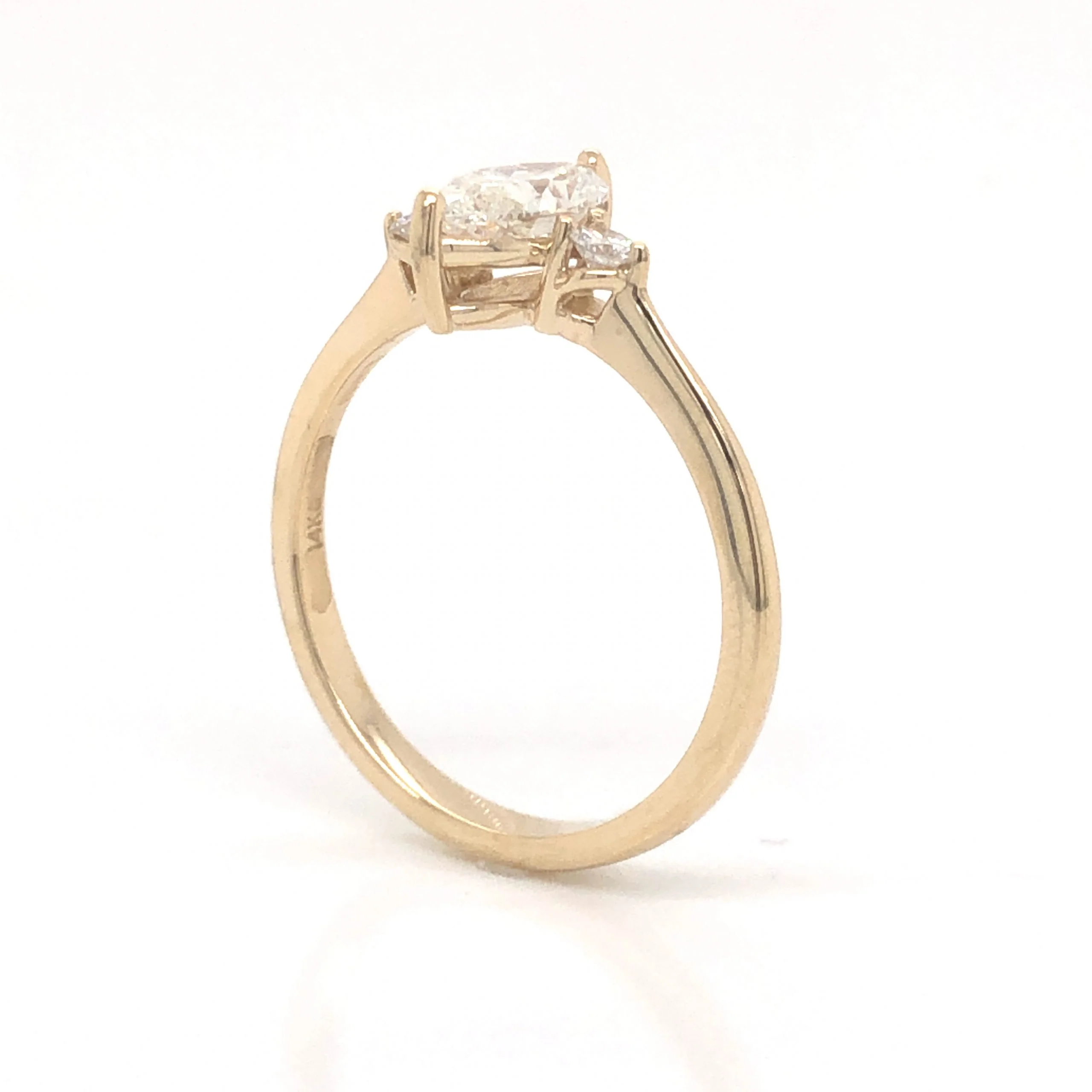 .85 Marquise Cut Diamond Engagement Ring in 14K - Image 5