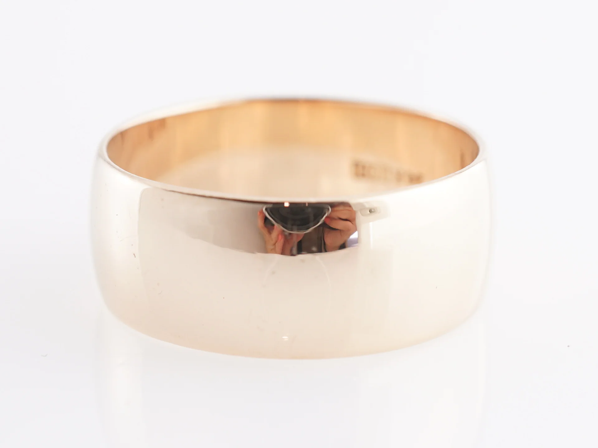 8mm Wedding Band in 14k Yellow Gold