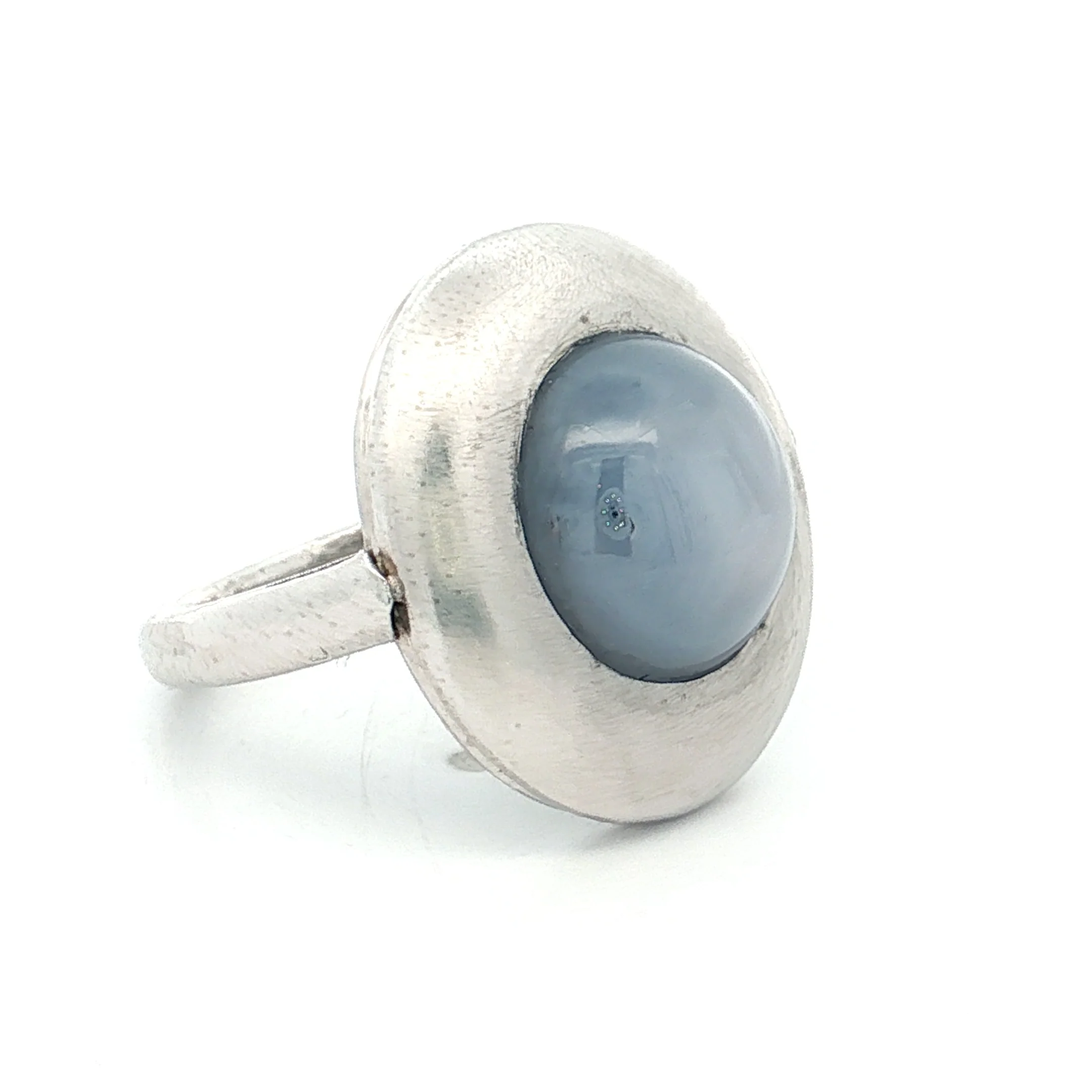 9.41 Cabochon Star Sapphire Cocktail Ring Platinum - Image 3