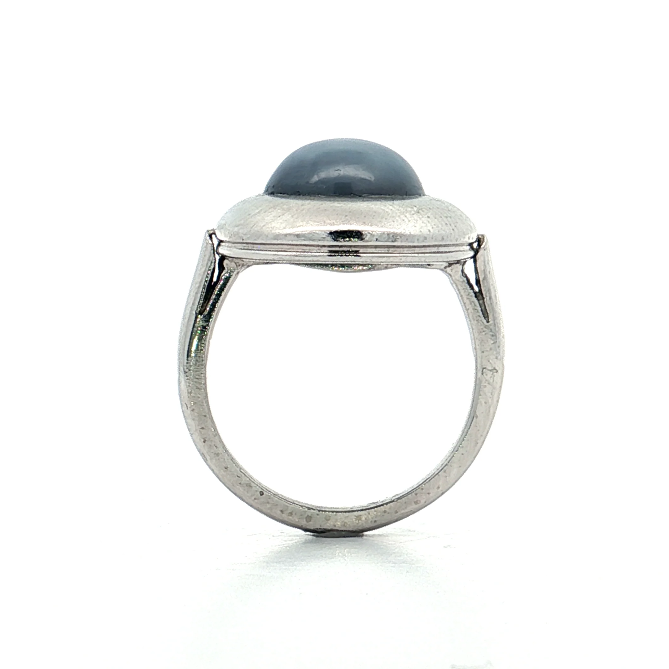 9.41 Cabochon Star Sapphire Cocktail Ring Platinum - Image 4