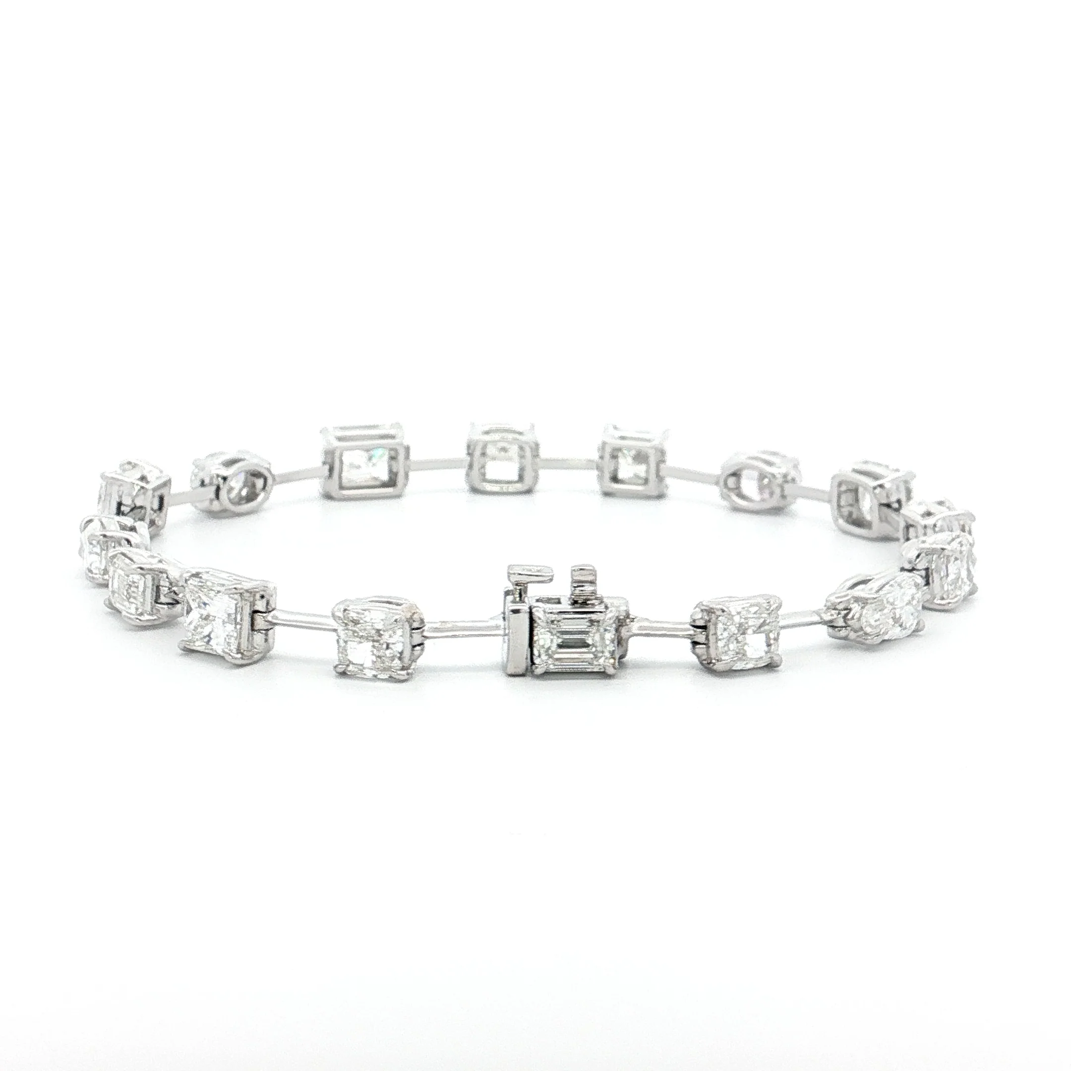 9.72 Mixed Cut Diamond Station Bracelet 18k - Image 4