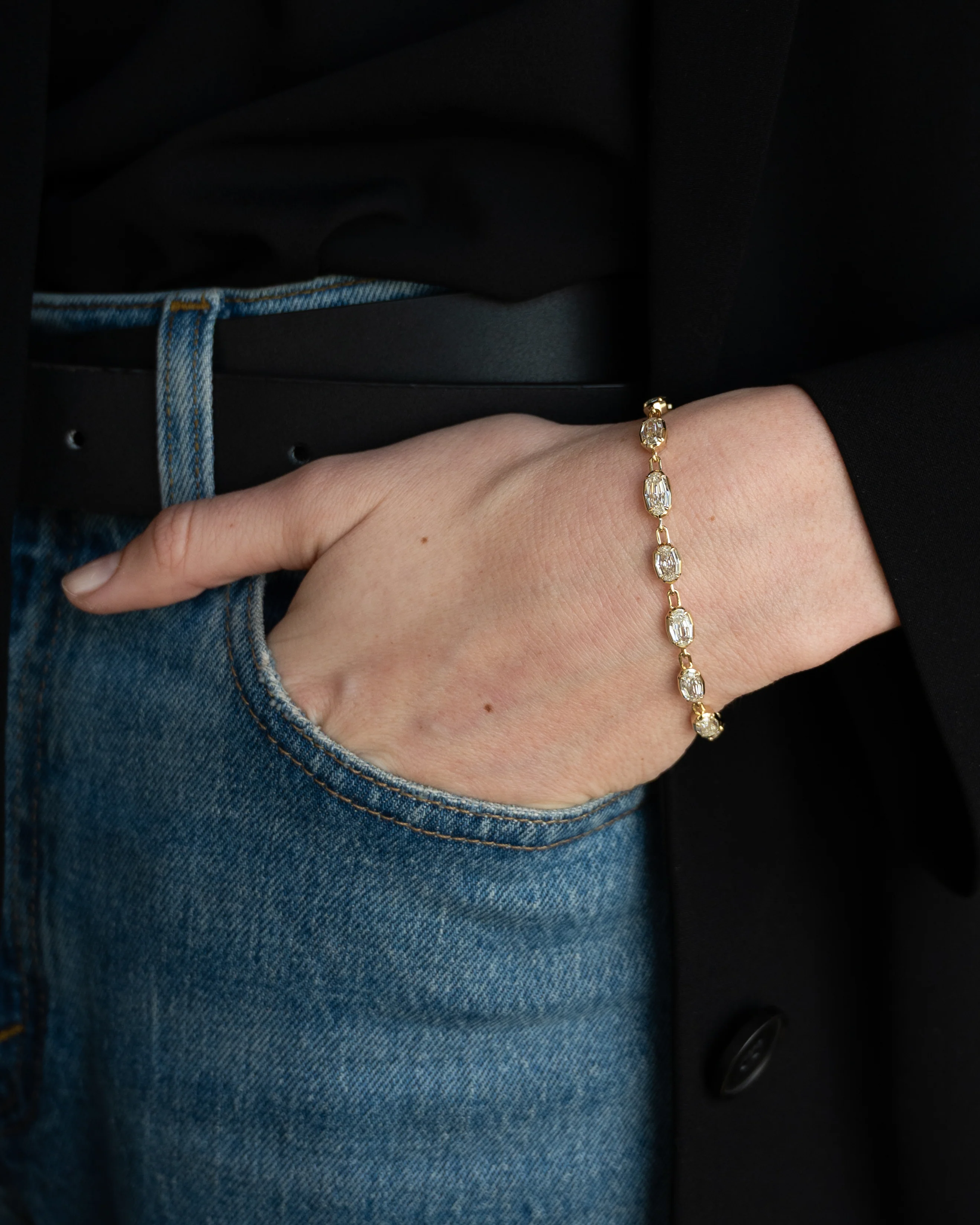 9.89 Diamond Paperclip Link Bracelet 18k Yellow Gold - Image 5