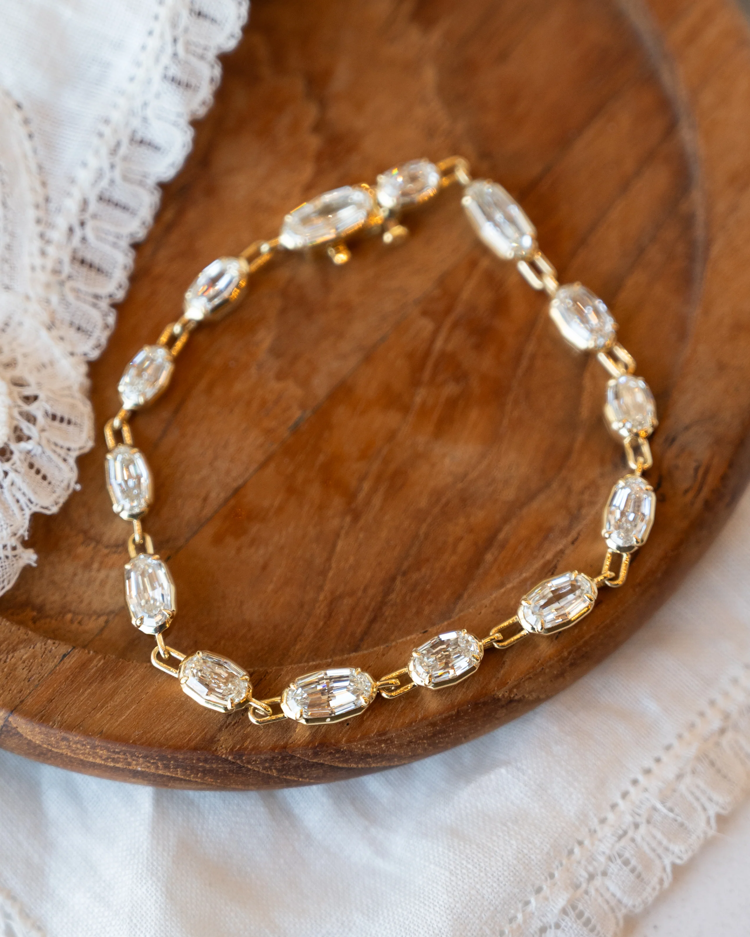 9.89 Diamond Paperclip Link Bracelet 18k Yellow Gold - Image 6