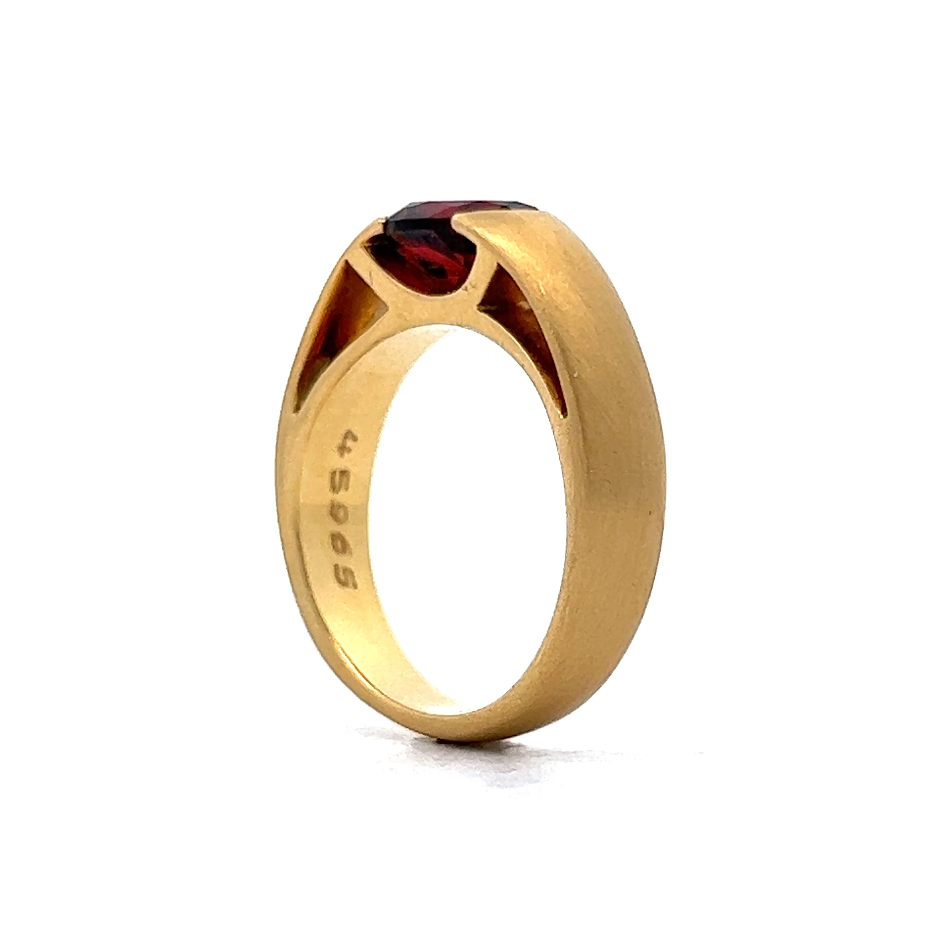 .95 Oval Garnet Stacking Ring in 18k Yellow Gold - Image 5