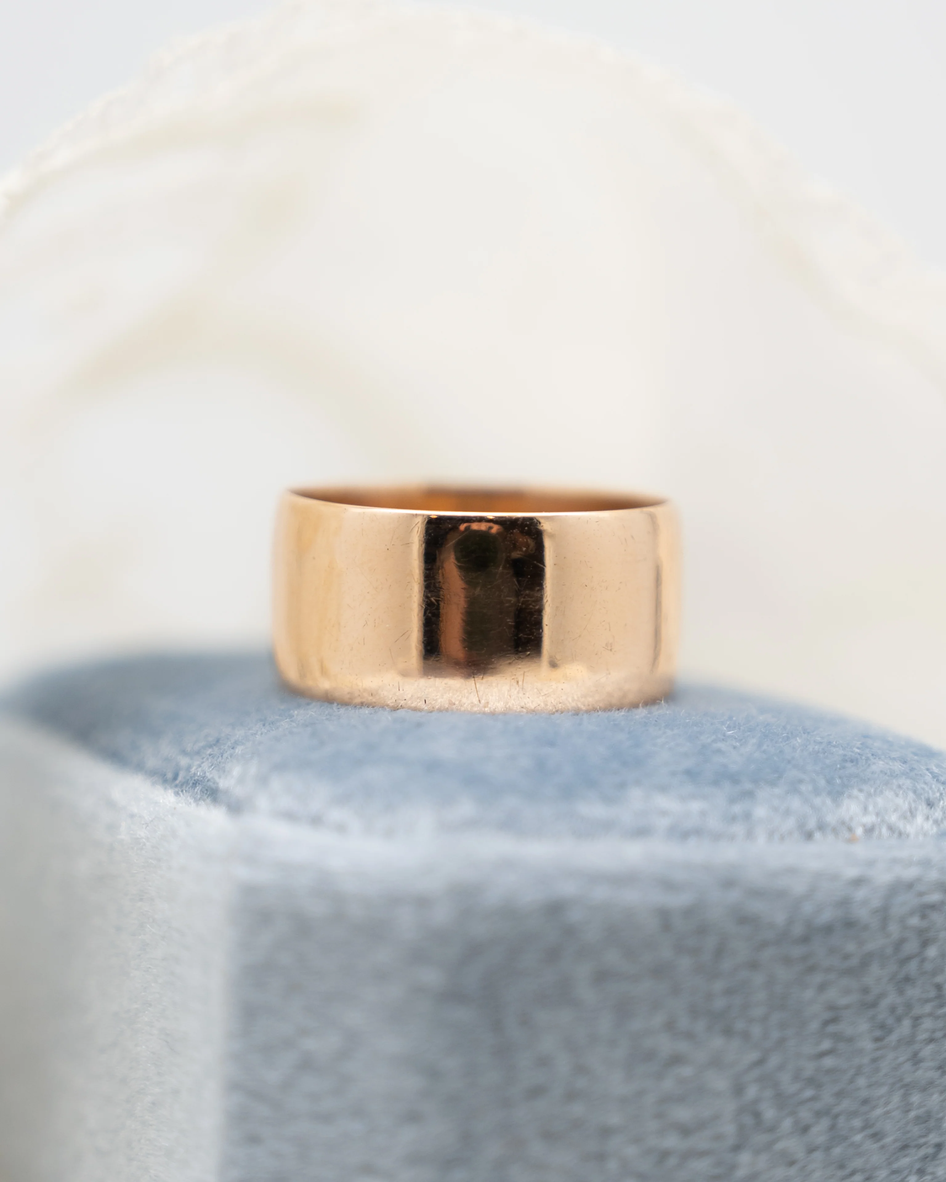 9mm Victorian Wedding Band in 14k Rose Gold - Image 6