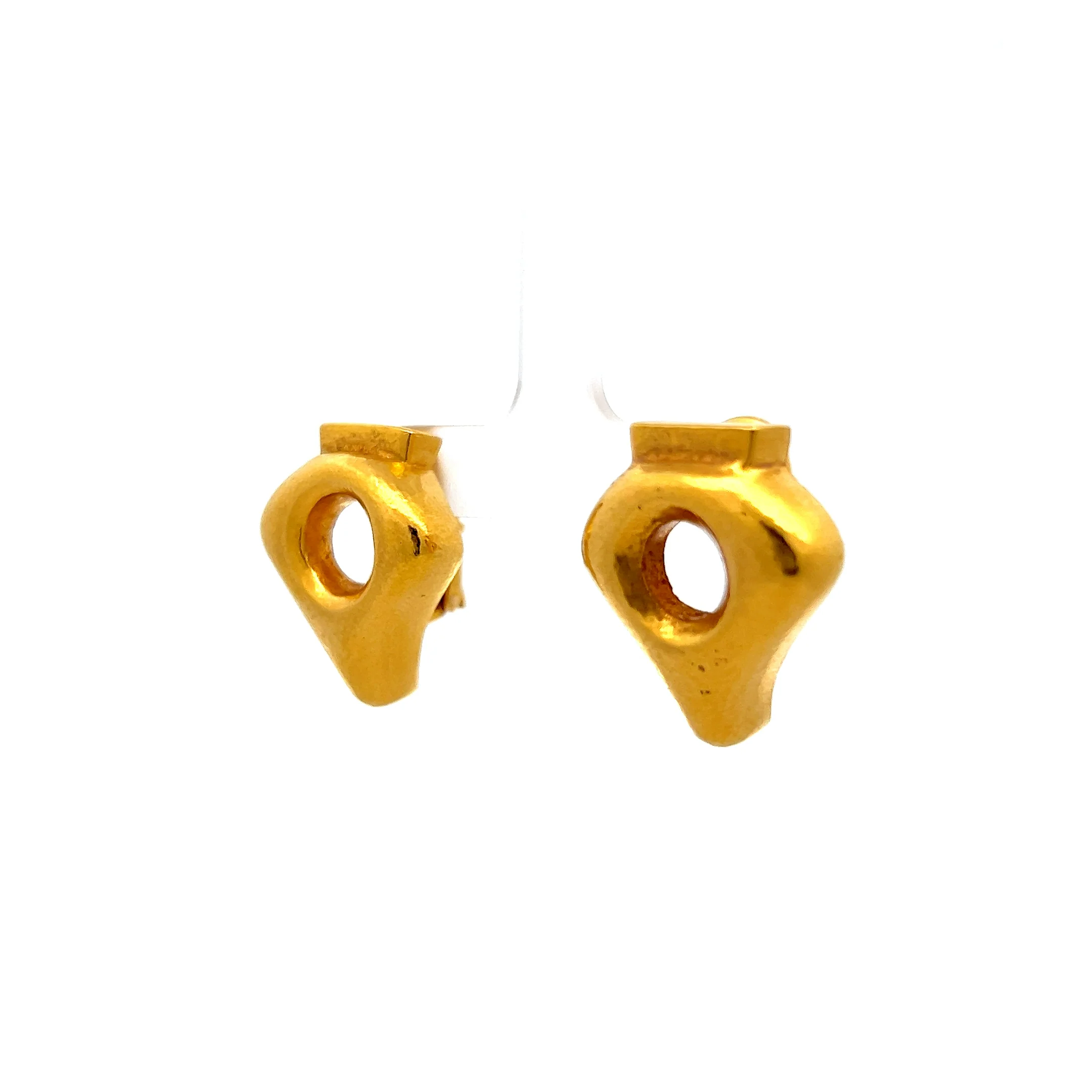 Abstract Geometric Stud Earrings in 18k Yellow Gold - Image 2