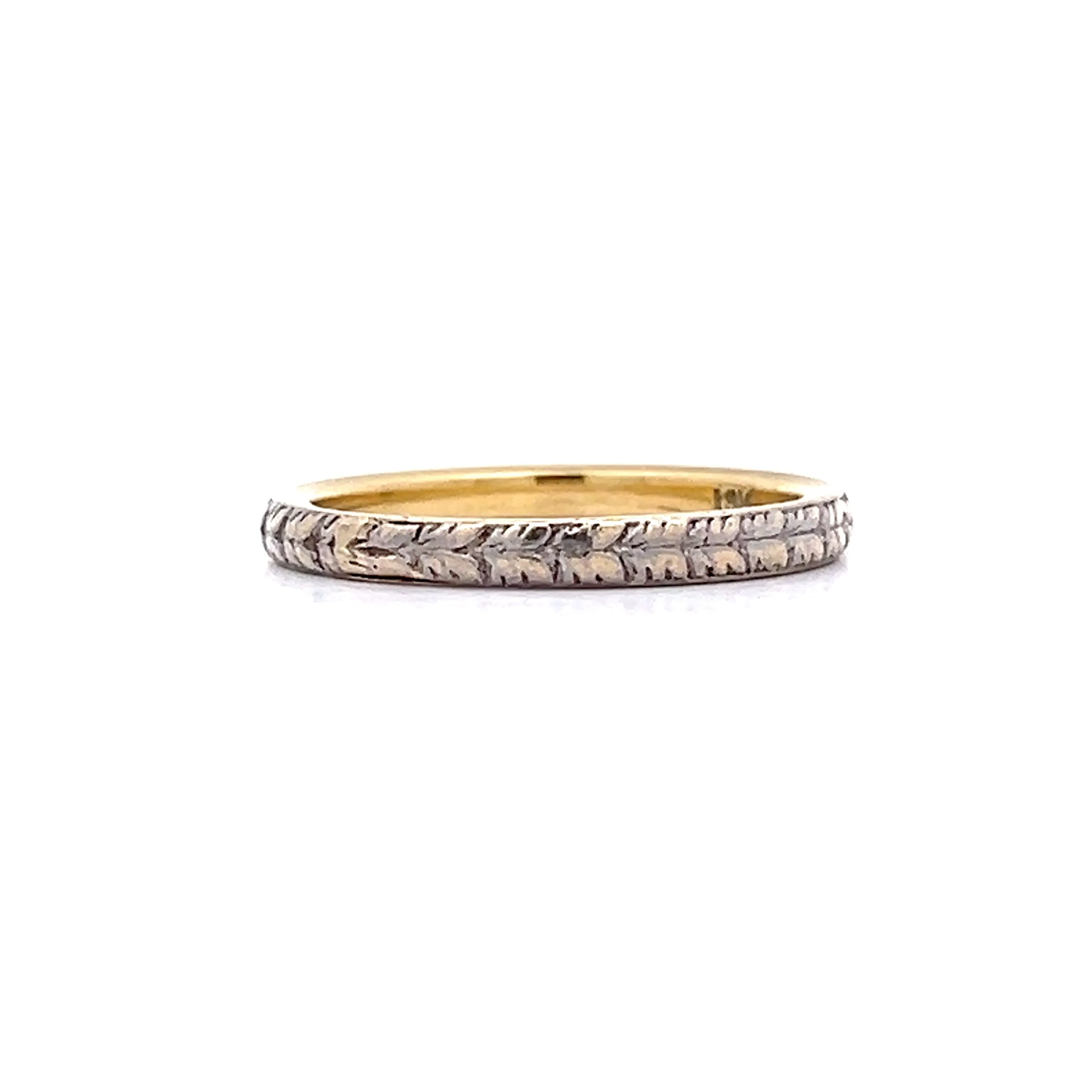 Antique Art Deco Chevron Engraved Band in 18k - Image 2