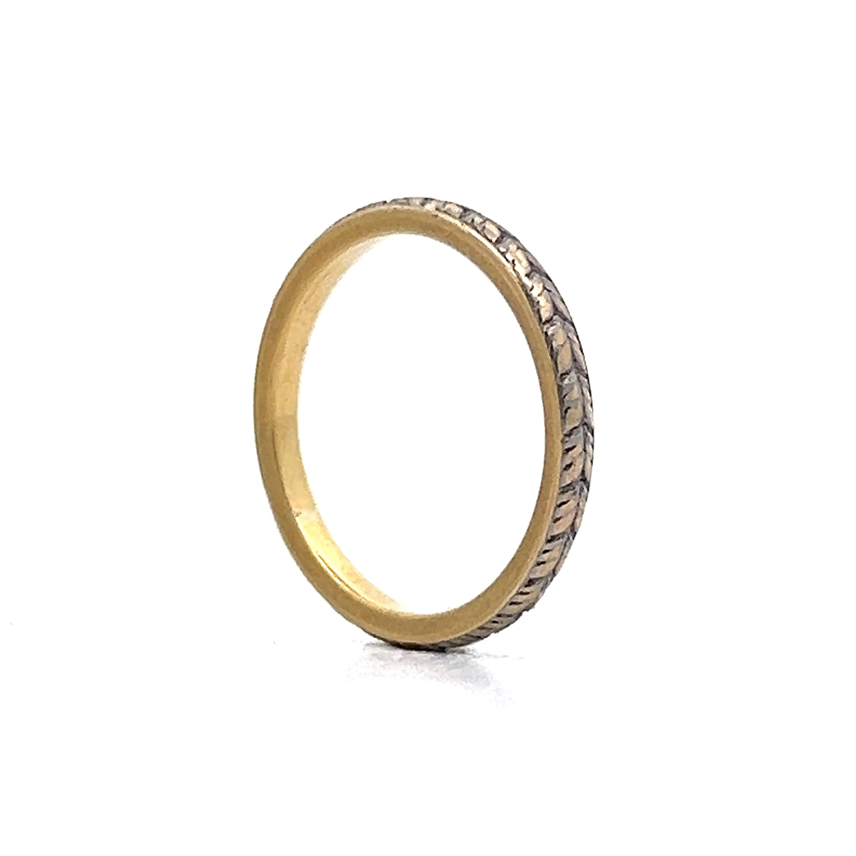 Antique Art Deco Chevron Engraved Band in 18k - Image 5