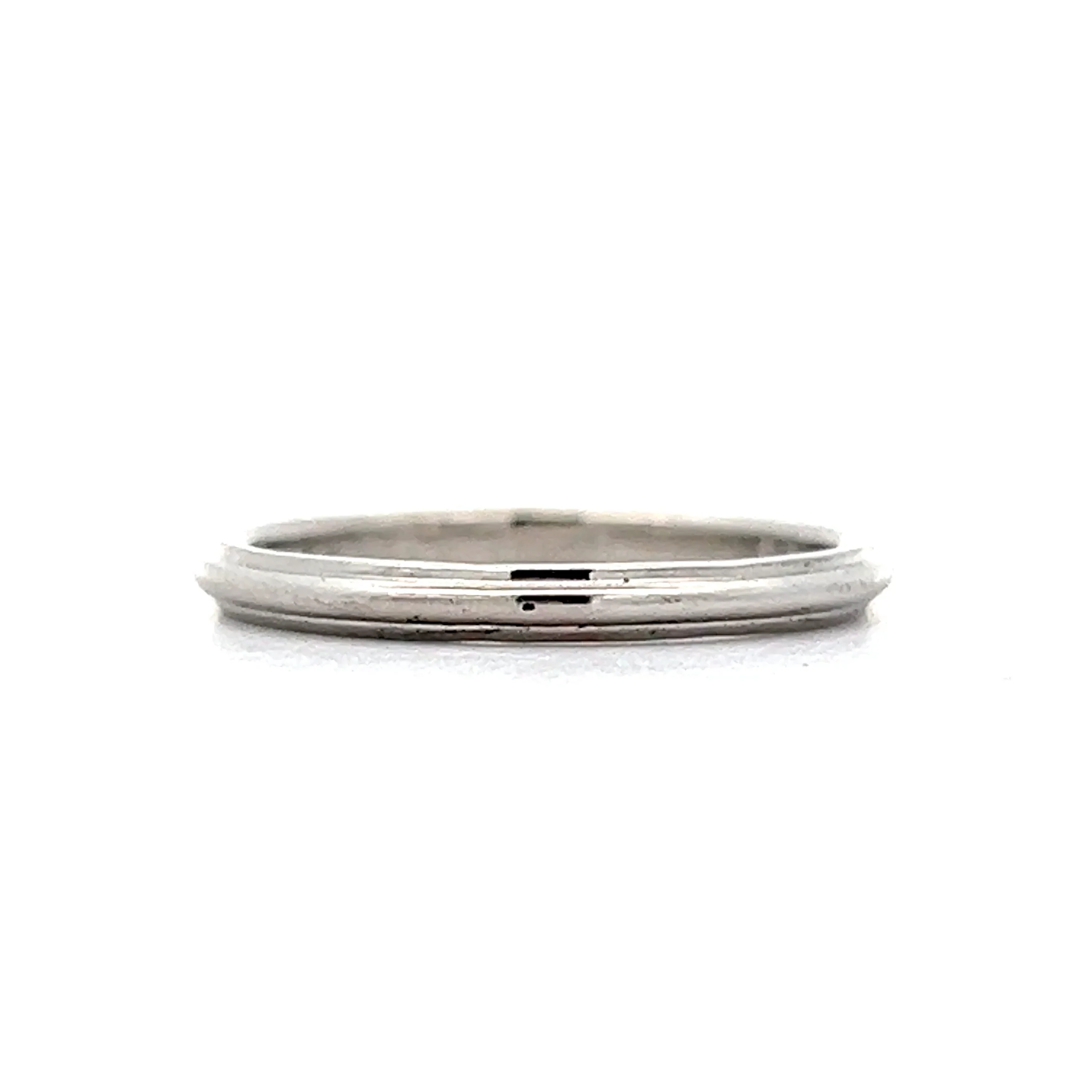 Antique Art Deco Knife Edge Wedding Band in Platinum