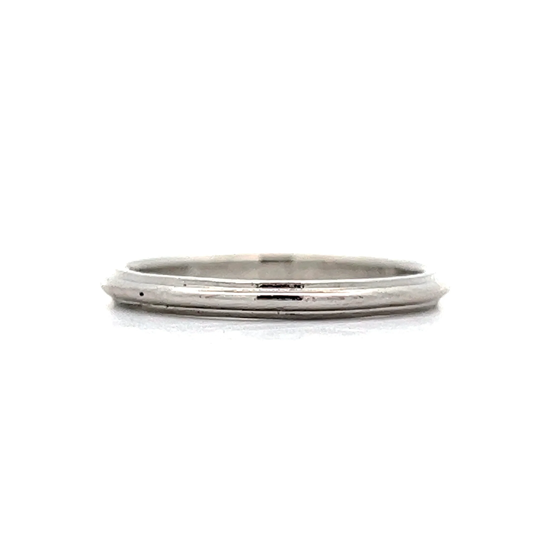 Antique Art Deco Knife Edge Wedding Band in Platinum - Image 2