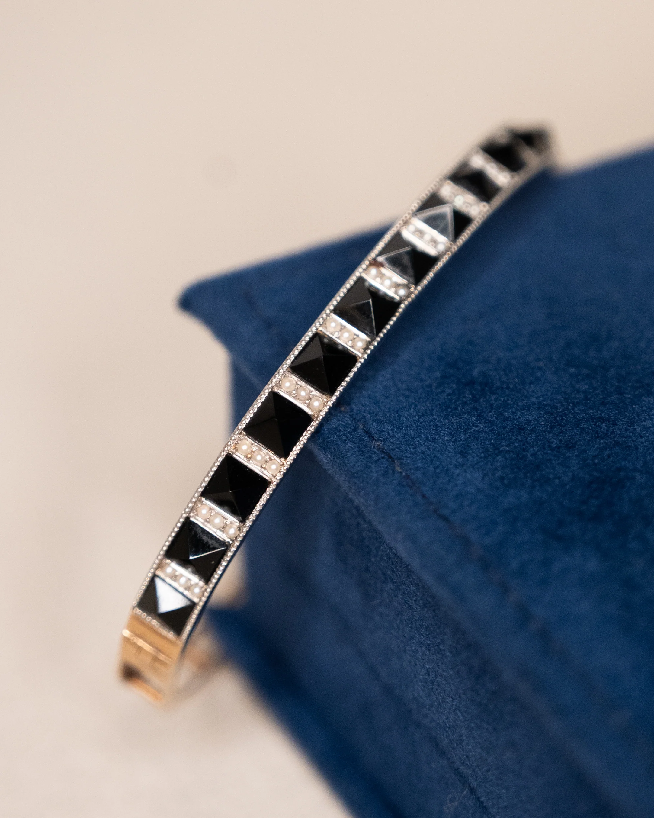 Antique Art Deco Onyx & Pearl Bangle Bracelet 14k - Image 5