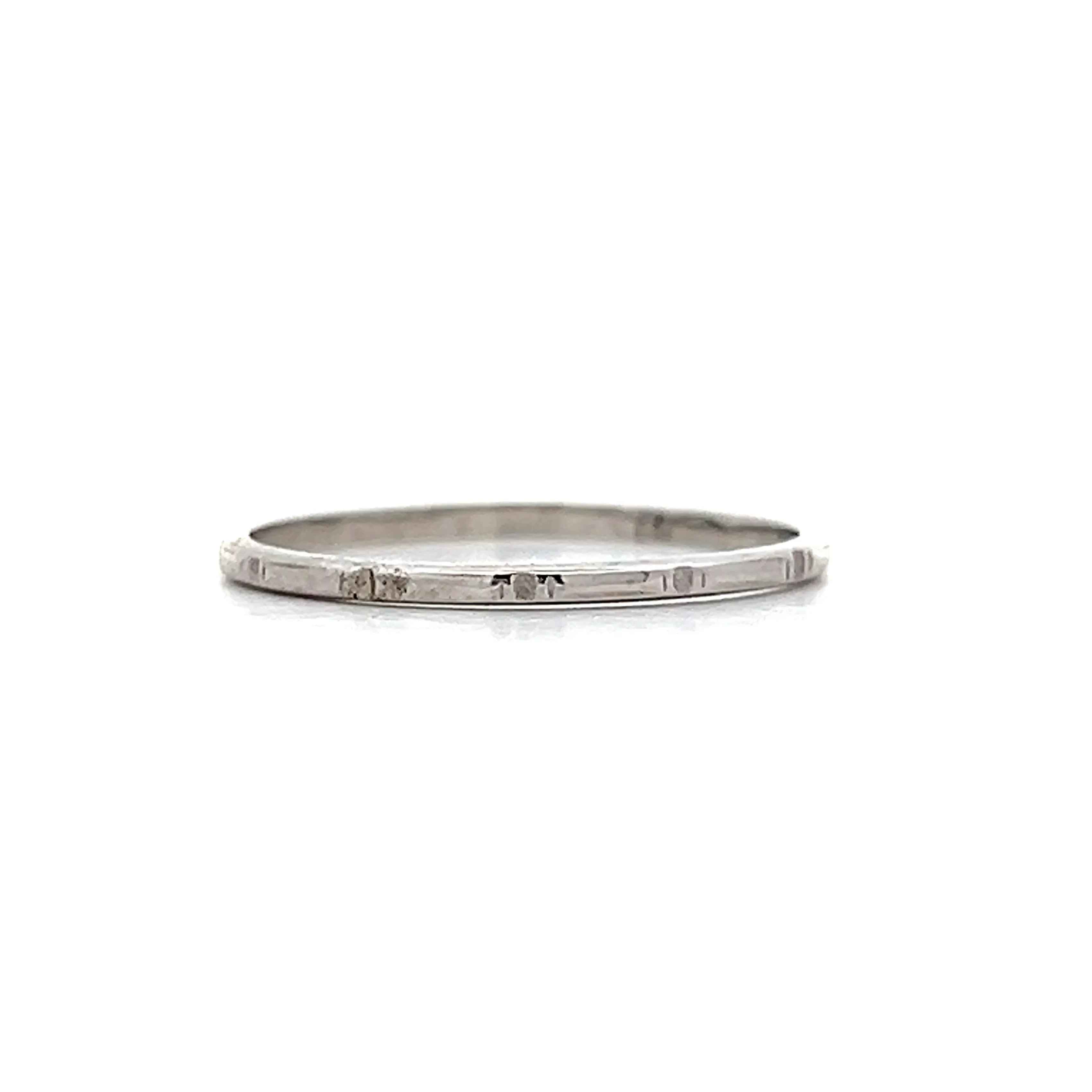 Antique Art Deco Simple Engraved Wedding Band in 14k - Image 3