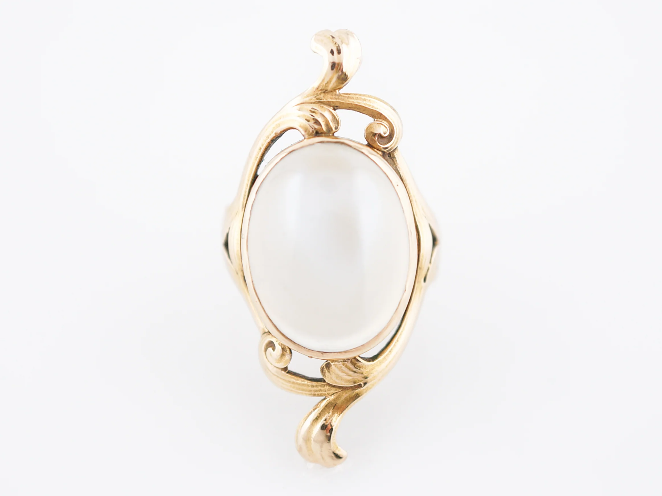 Antique Art Nouveau Cocktail Ring Cabochon Moonstone in 14k Yellow Gold