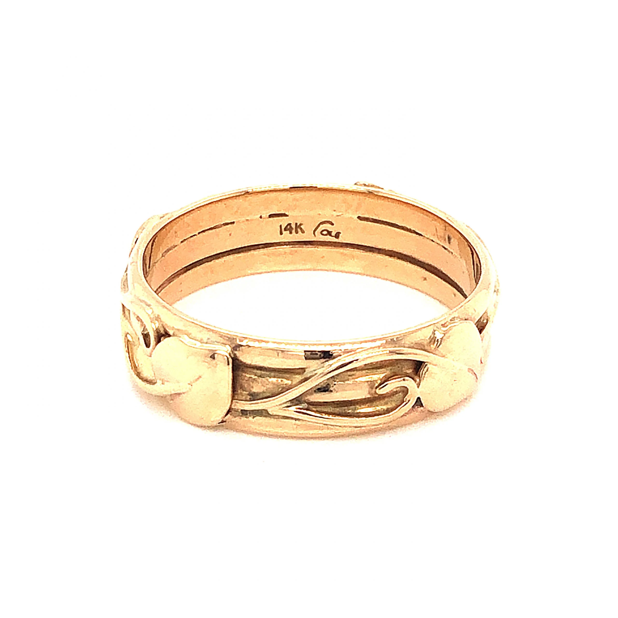 Antique Art Nouveau Wedding Band in 14k Yellow Gold