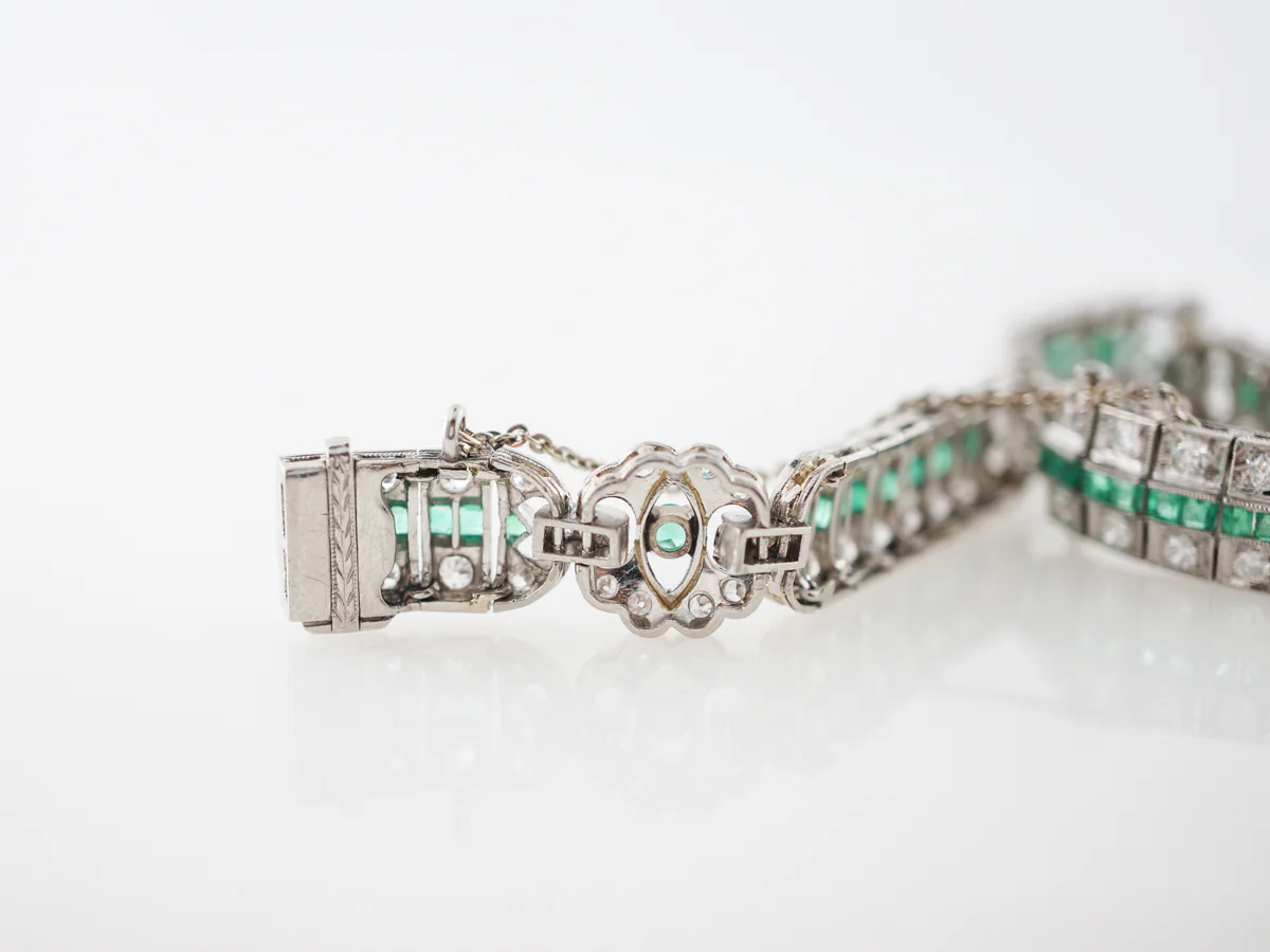 Antique Bracelet Art Deco 1.76 Transitional Cut Diamonds in Platinum - Image 4
