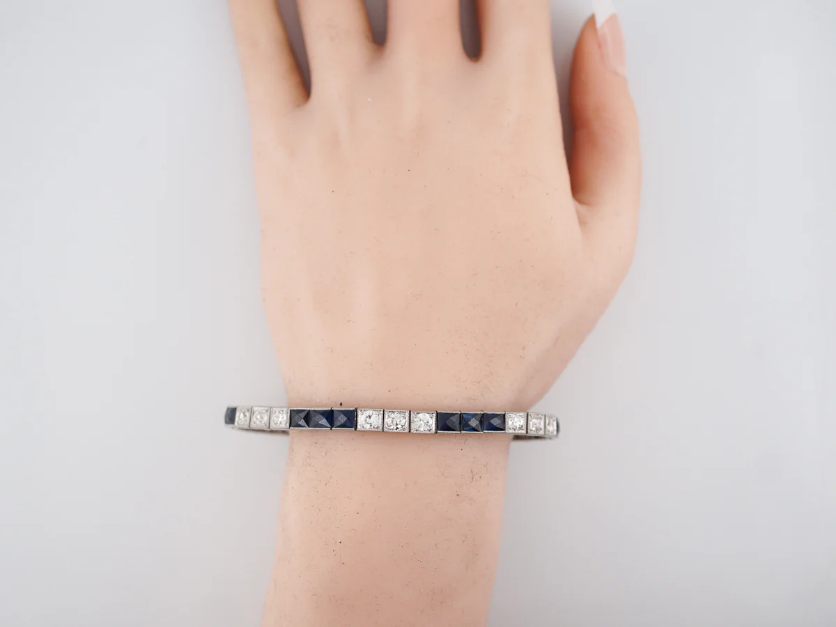 Antique Bracelet Art Deco 2.99 Old European Cut Diamonds & 7.60 French Cut Sapphire in Platinum - Image 4
