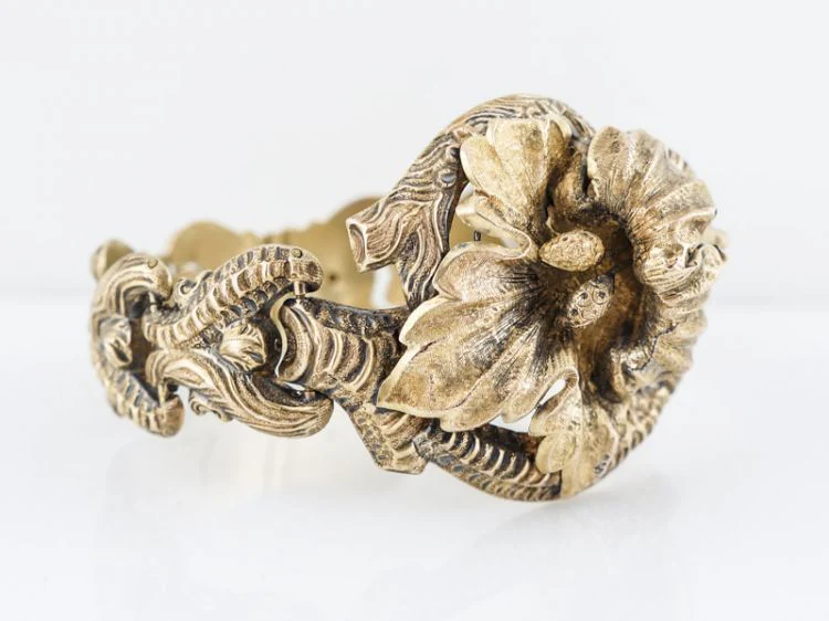 Antique Bracelet Early Victorian in 14k Yellow Gold Floral Motif - Image 2