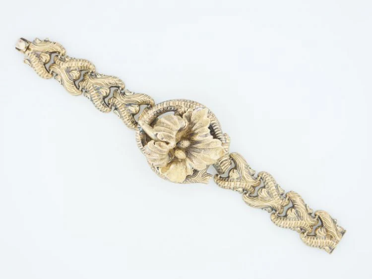 Antique Bracelet Early Victorian in 14k Yellow Gold Floral Motif - Image 4