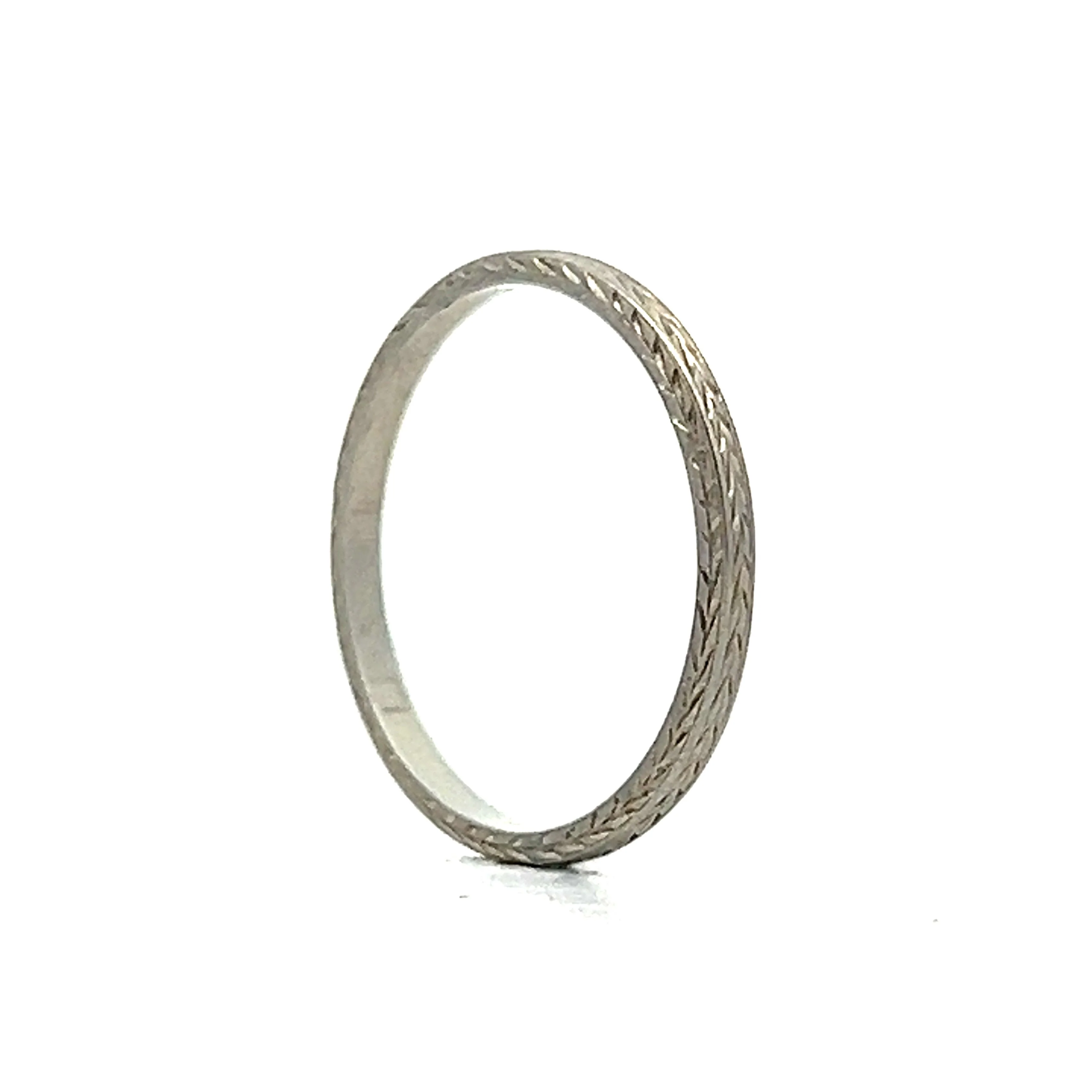 Antique Chevron Engraved Wedding Band in 18k - Image 5