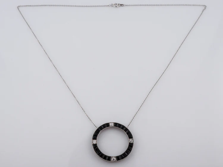 Antique Circular Necklace Art Deco .40 Old European Cut Diamonds & 3.00 Calibre Cut Garnets in Platinum - Image 3